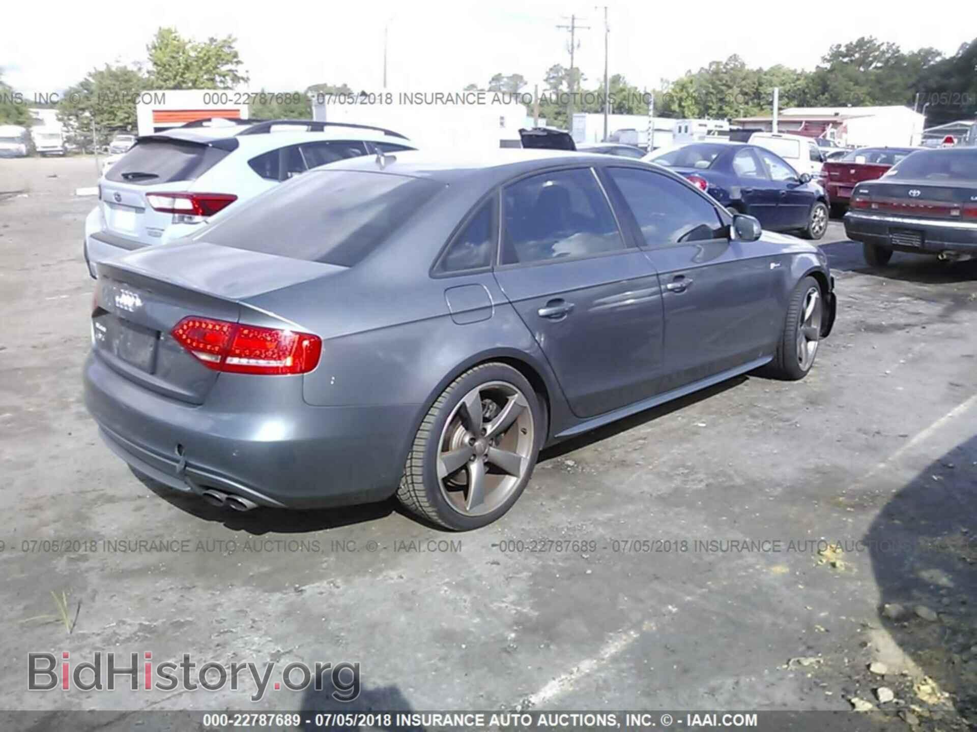 2012 Audi S4 - VIN: WAUKGAFL0CA080424 - Photo 4