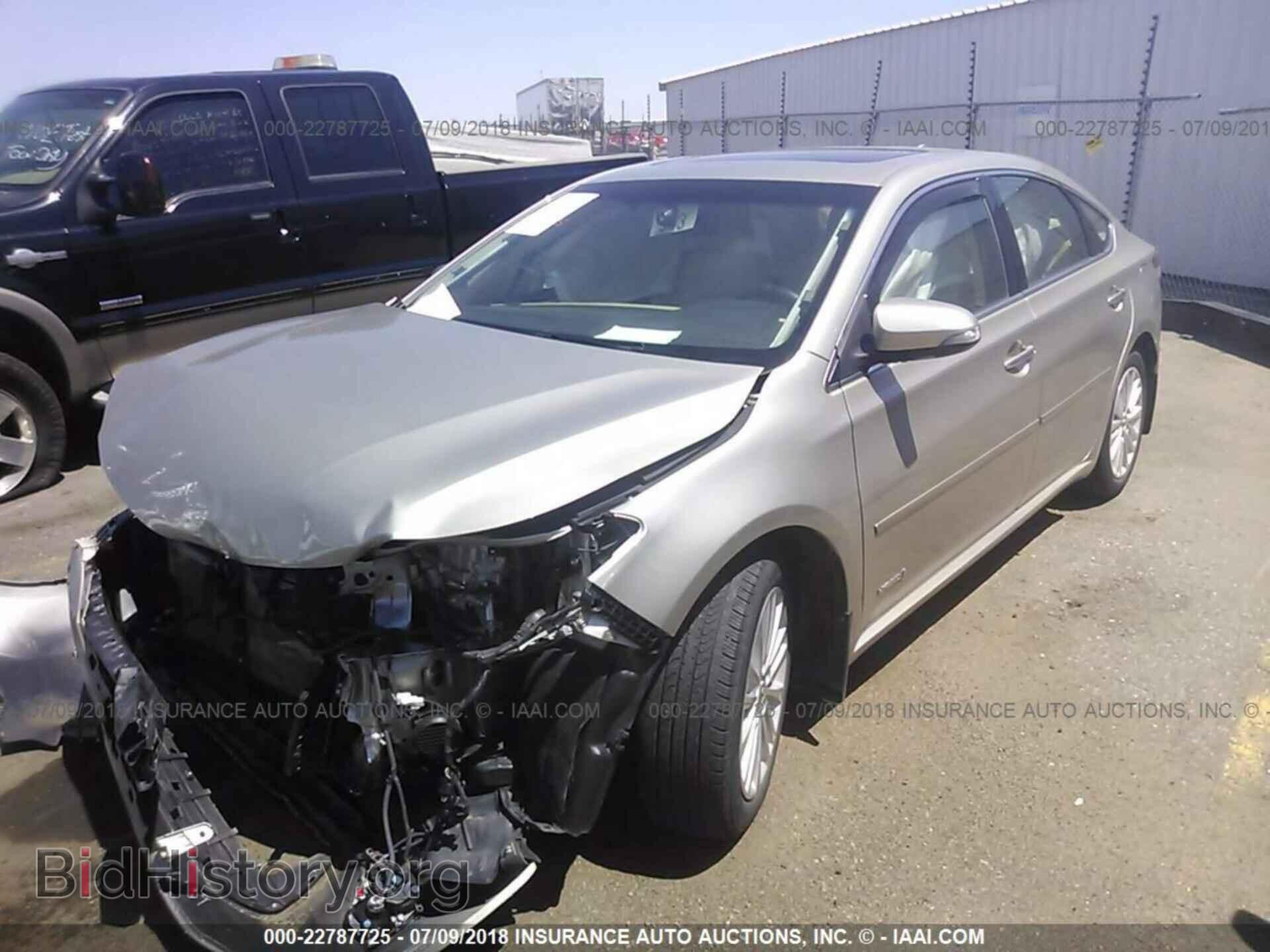 2014 Toyota Avalon - VIN: 4T1BD1EB8EU025401 - Фото 2