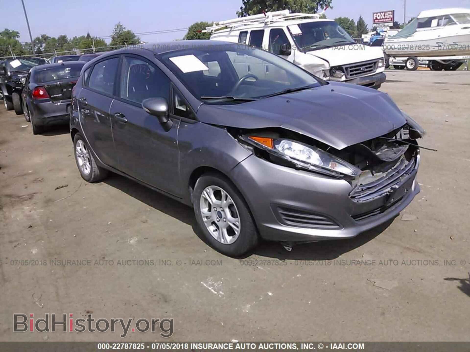 Photo 3FADP4EJ2EM200619 - Ford Fiesta 2014