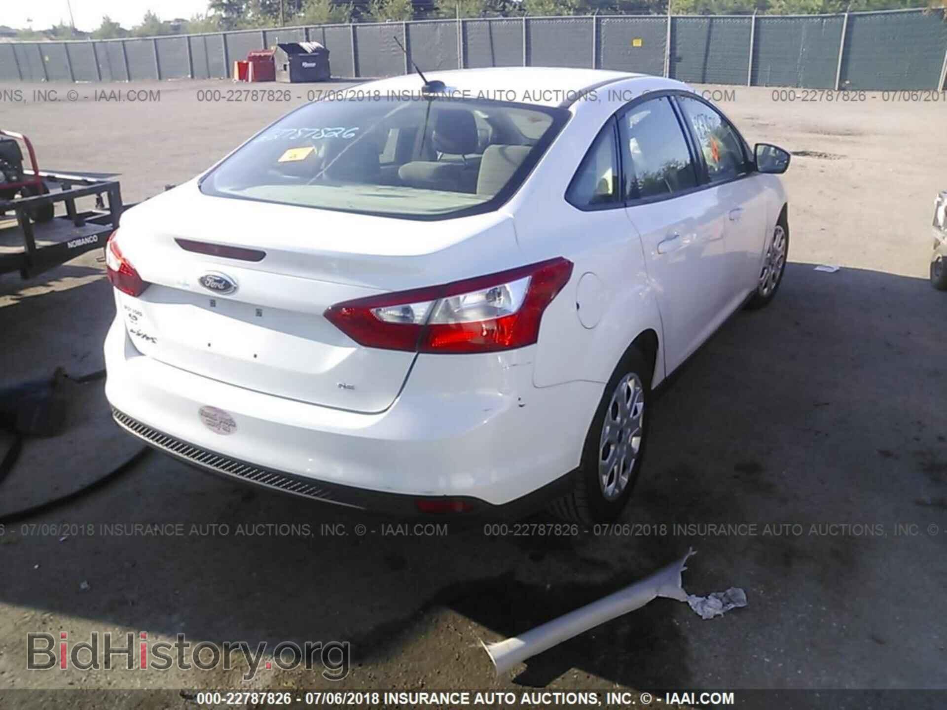 2012 Ford Focus - VIN: 1FAHP3F26CL242681 - Фото 4