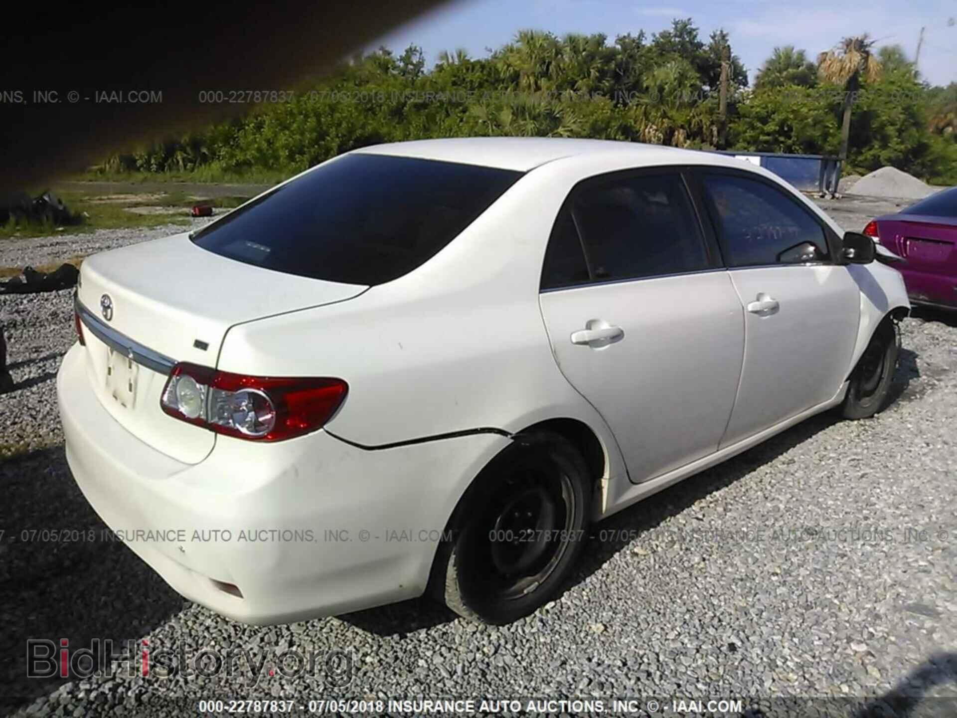 2013 Toyota Corolla - VIN: 2T1BU4EE6DC948603 - Photo 4