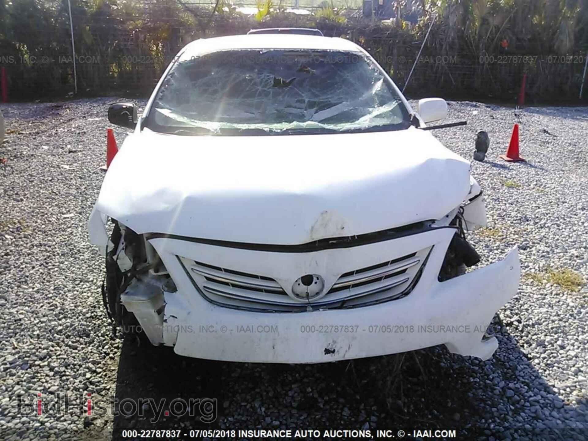 2013 Toyota Corolla - VIN: 2T1BU4EE6DC948603 - Photo 6