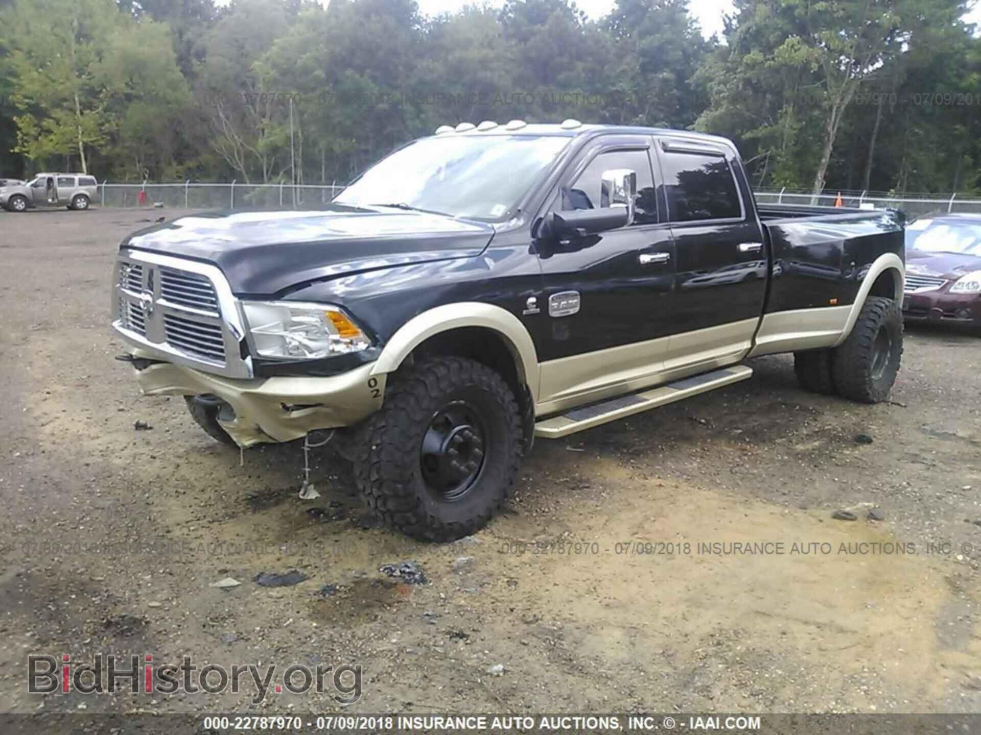 2011 Dodge Ram 3500 - VIN: 3D73Y4CL4BG603900 - Фото 2