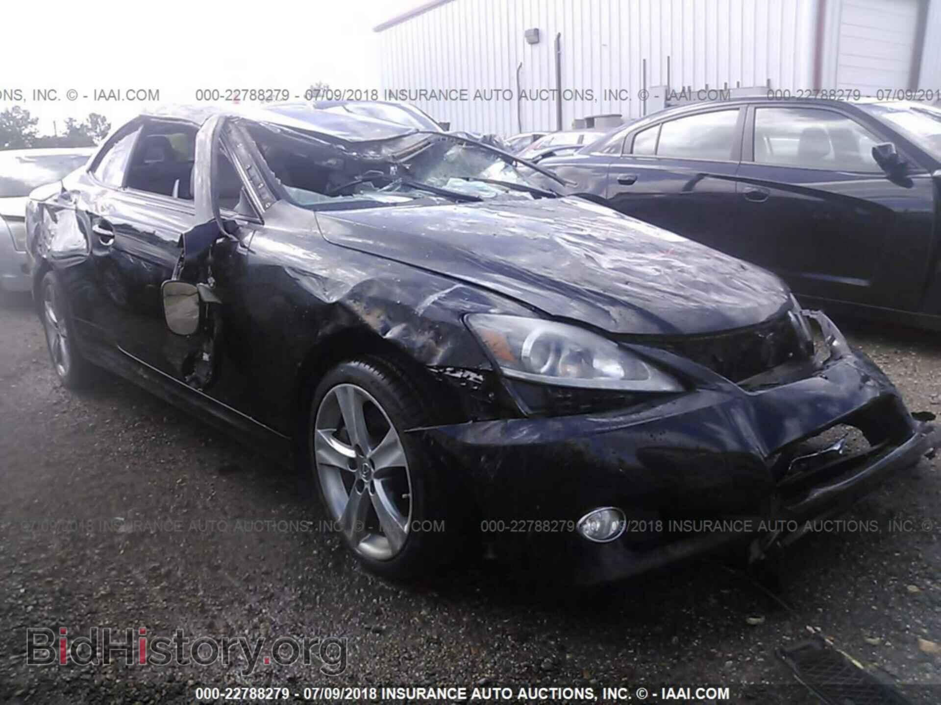 Photo JTHFE2C27D2509130 - Lexus Is 2013