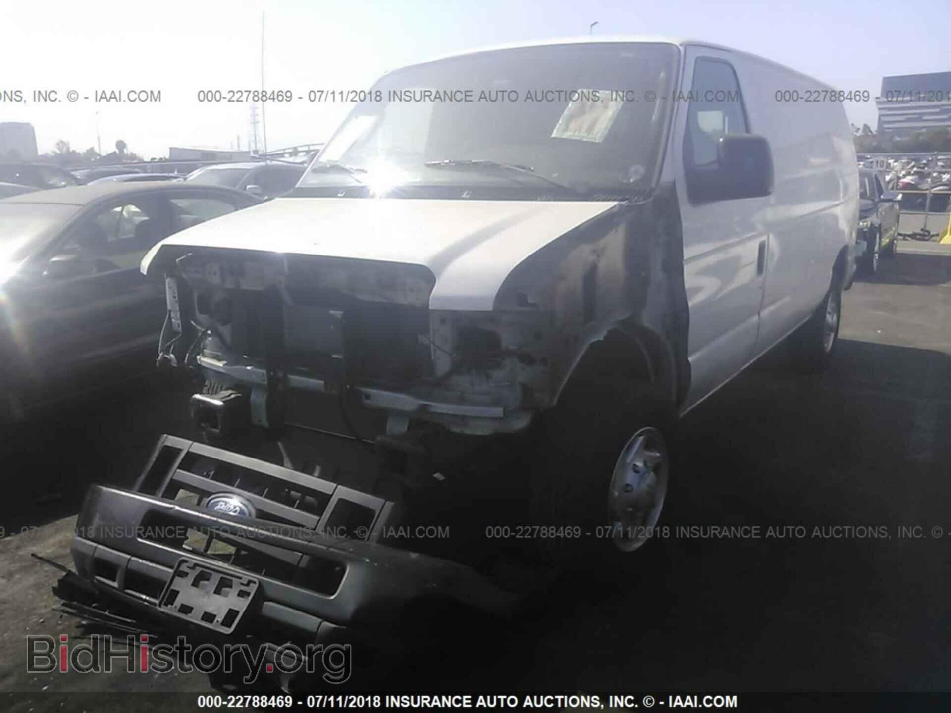 2012 Ford Econoline - VIN: 1FTNE2EW2CDB20301 - Фото 2