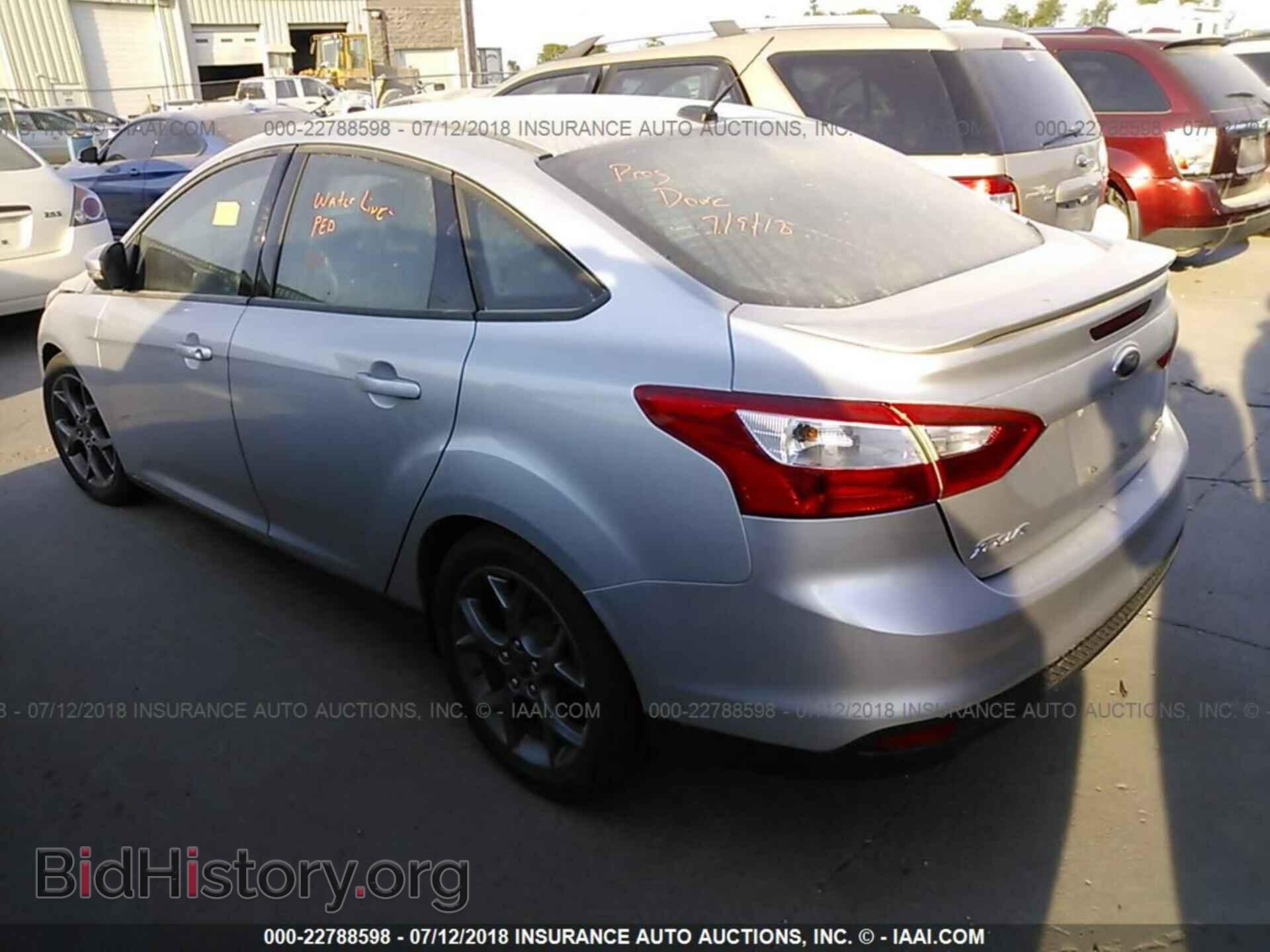 2013 Ford Focus - VIN: 1FADP3F20DL236102 - Фото 3