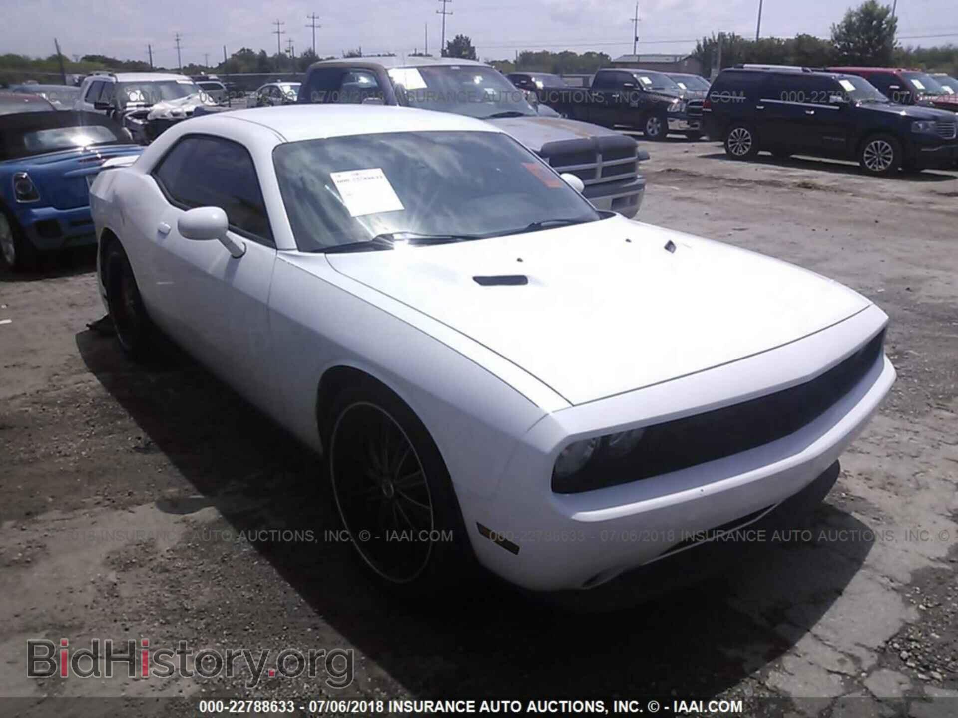 Photo 2C3CDYAG4CH213906 - Dodge Challenger 2012