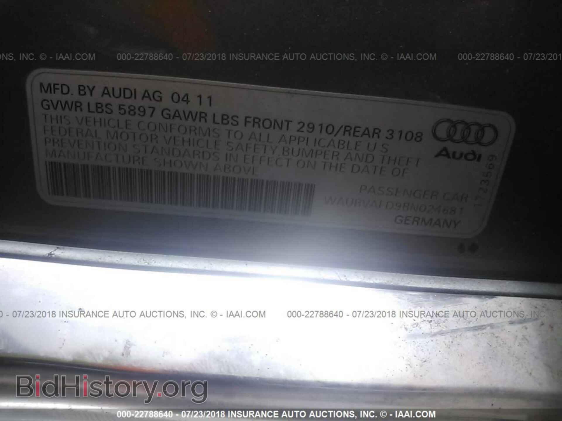 2011 Audi A8 - VIN: WAURVAFD9BN024681 - Photo 9