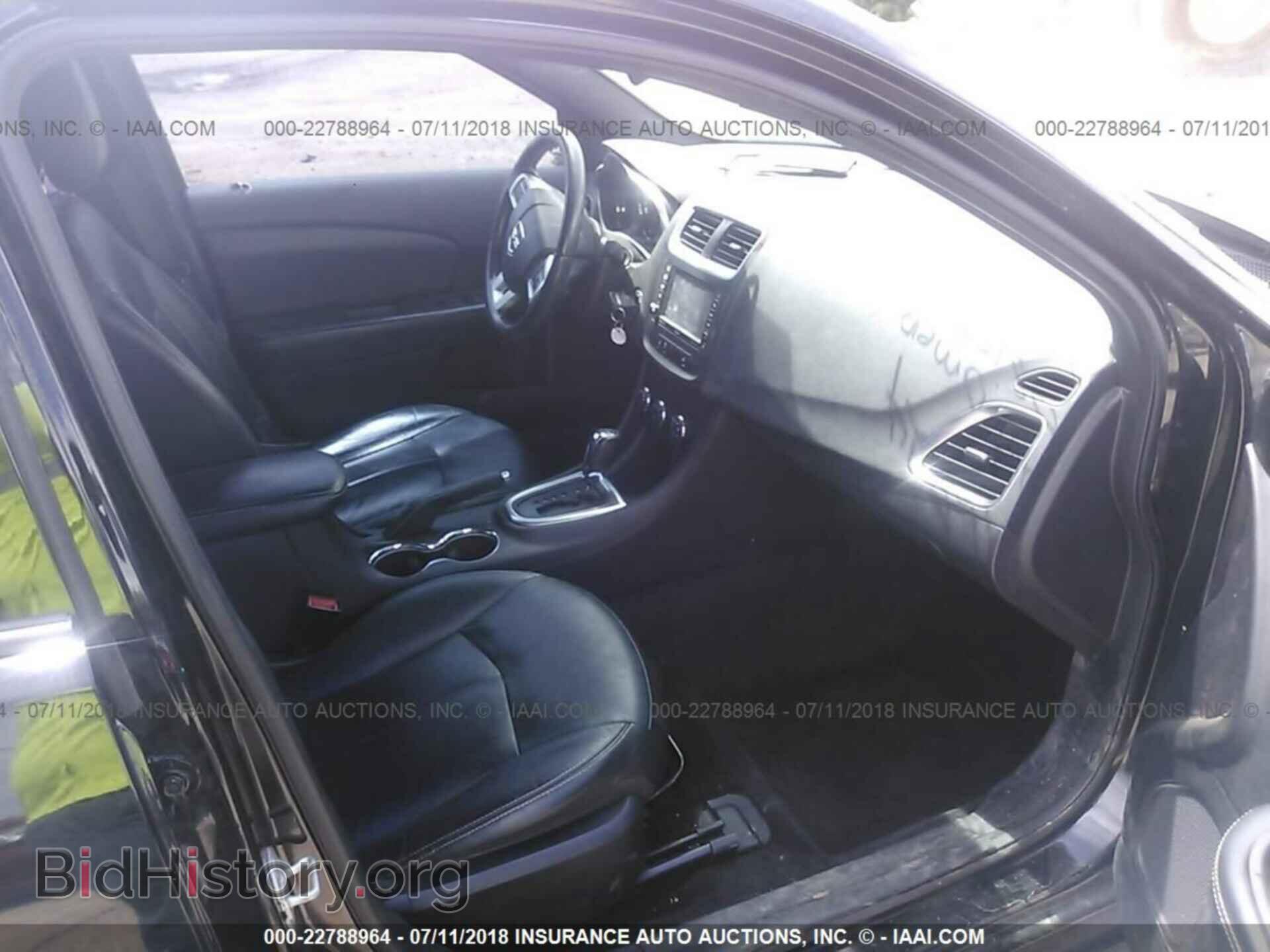 2011 Dodge Avenger - VIN: 1B3BD2FG2BN621454 - Photo 5
