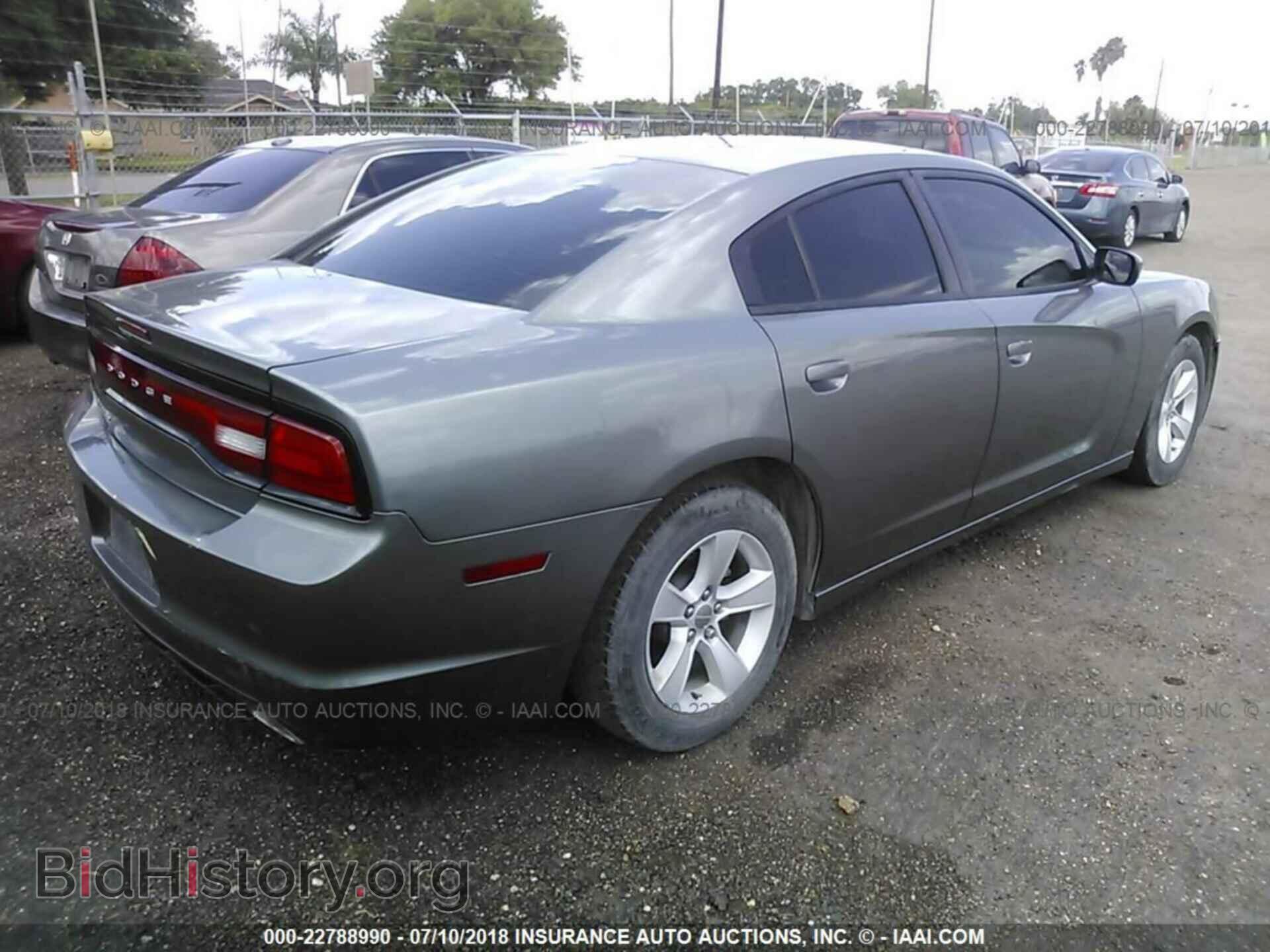 2012 Dodge Charger - VIN: 2C3CDXBG4CH296066 - Фото 4