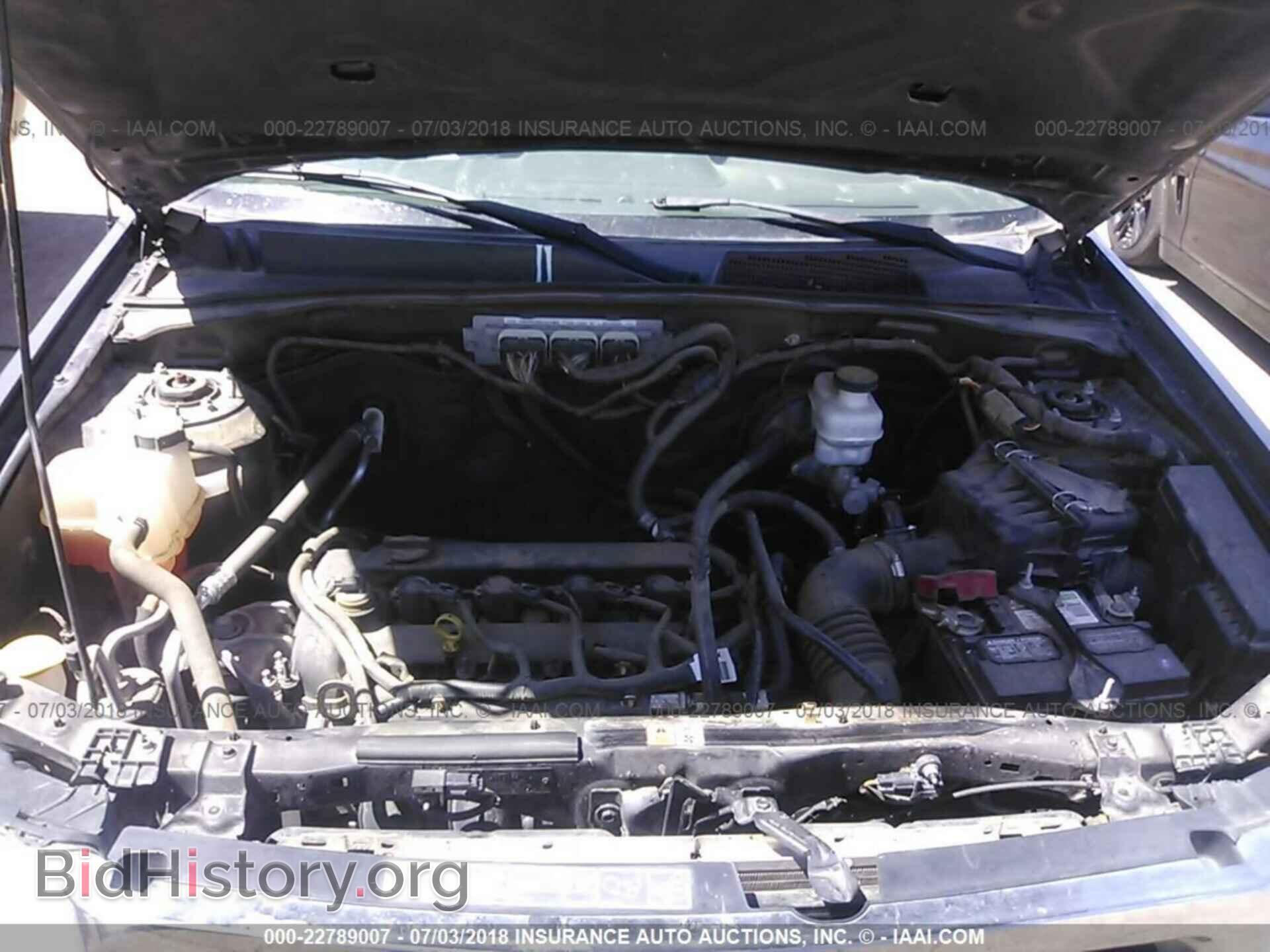 2012 Ford Escape - VIN: 1FMCU9D71CKB18561 - Photo 10