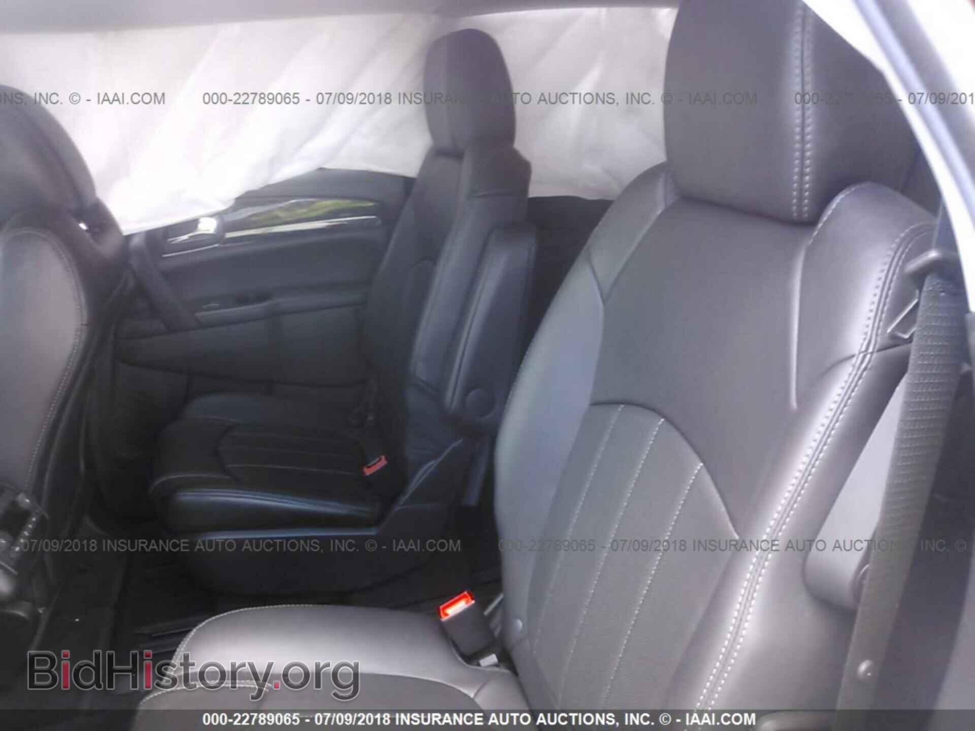 2017 Buick Enclave - VIN: 5GAKRCKD5HJ135076 - Фото 8