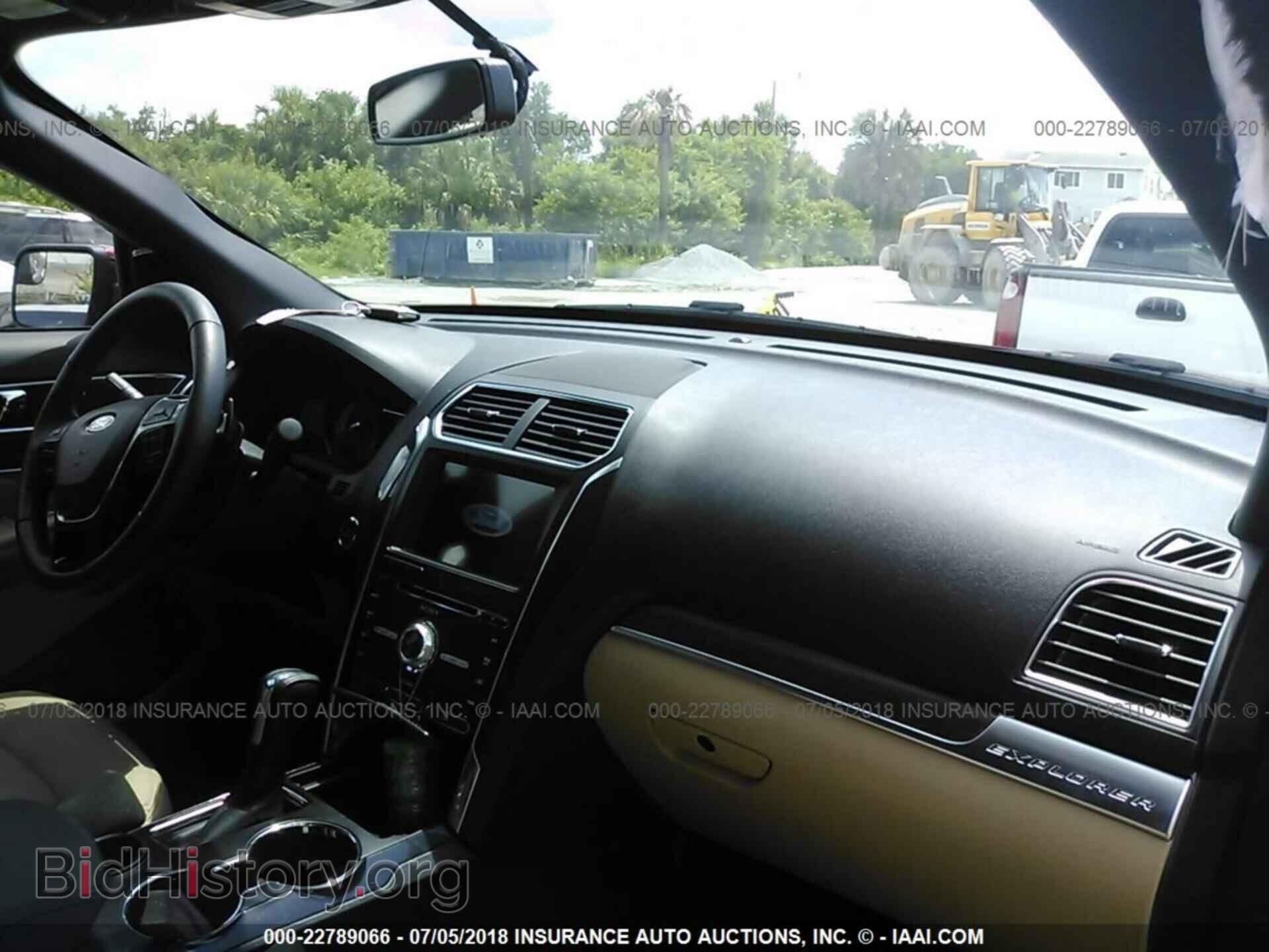 2017 Ford Explorer - VIN: 1FM5K7F80HGD79764 - Photo 5