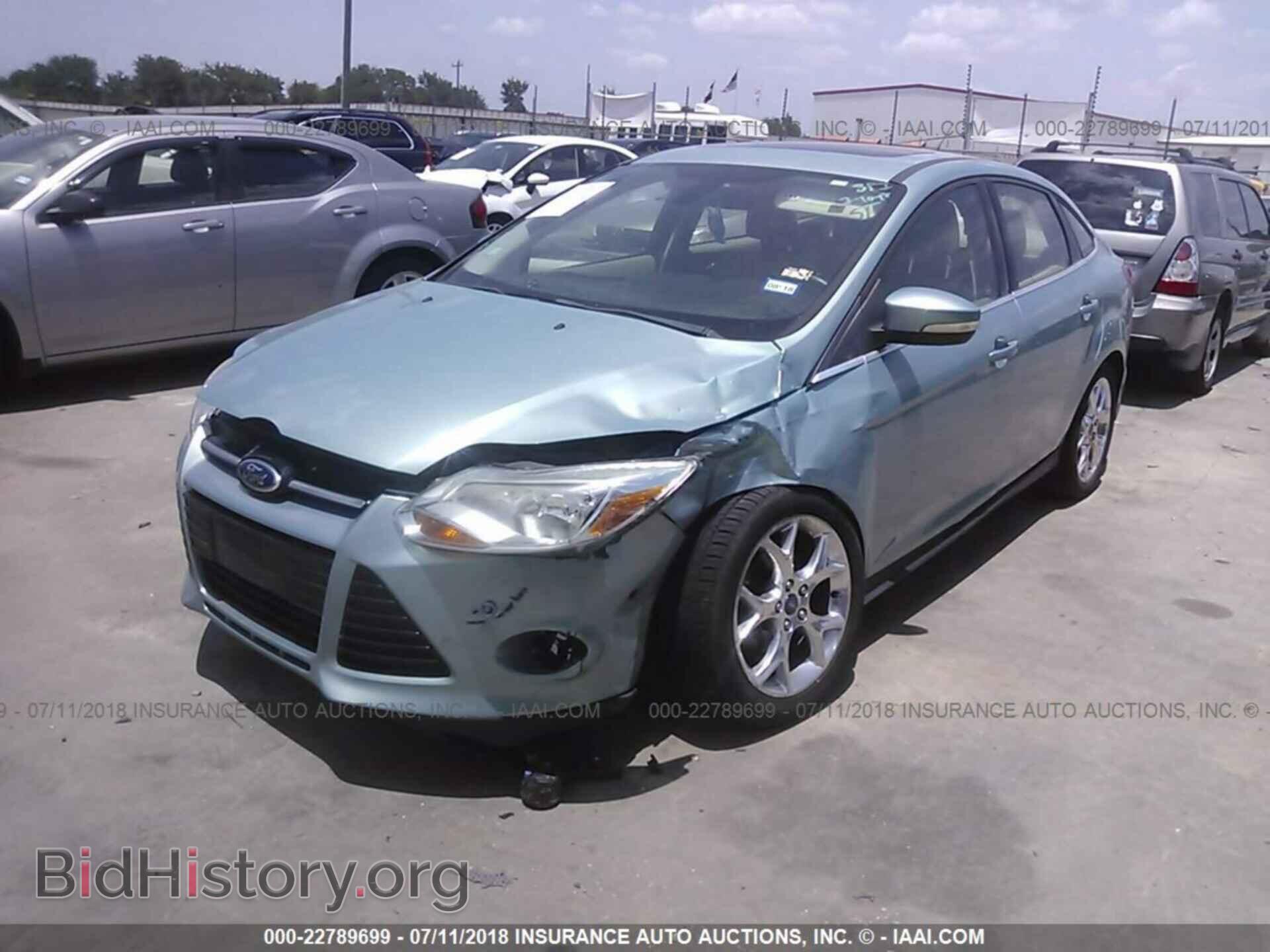 2012 Ford Focus - VIN: 1FAHP3H25CL378698 - Фото 2