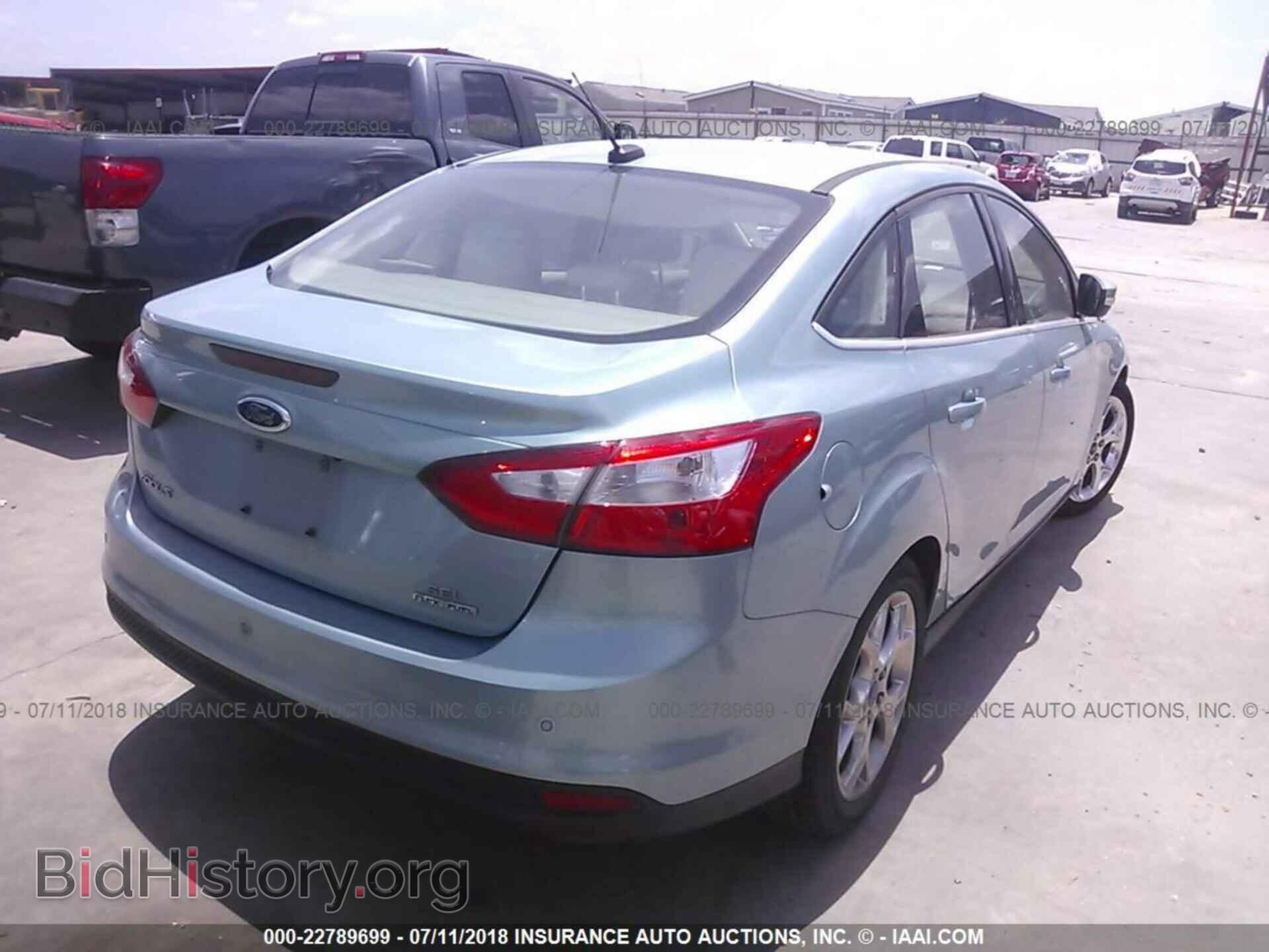 2012 Ford Focus - VIN: 1FAHP3H25CL378698 - Фото 4