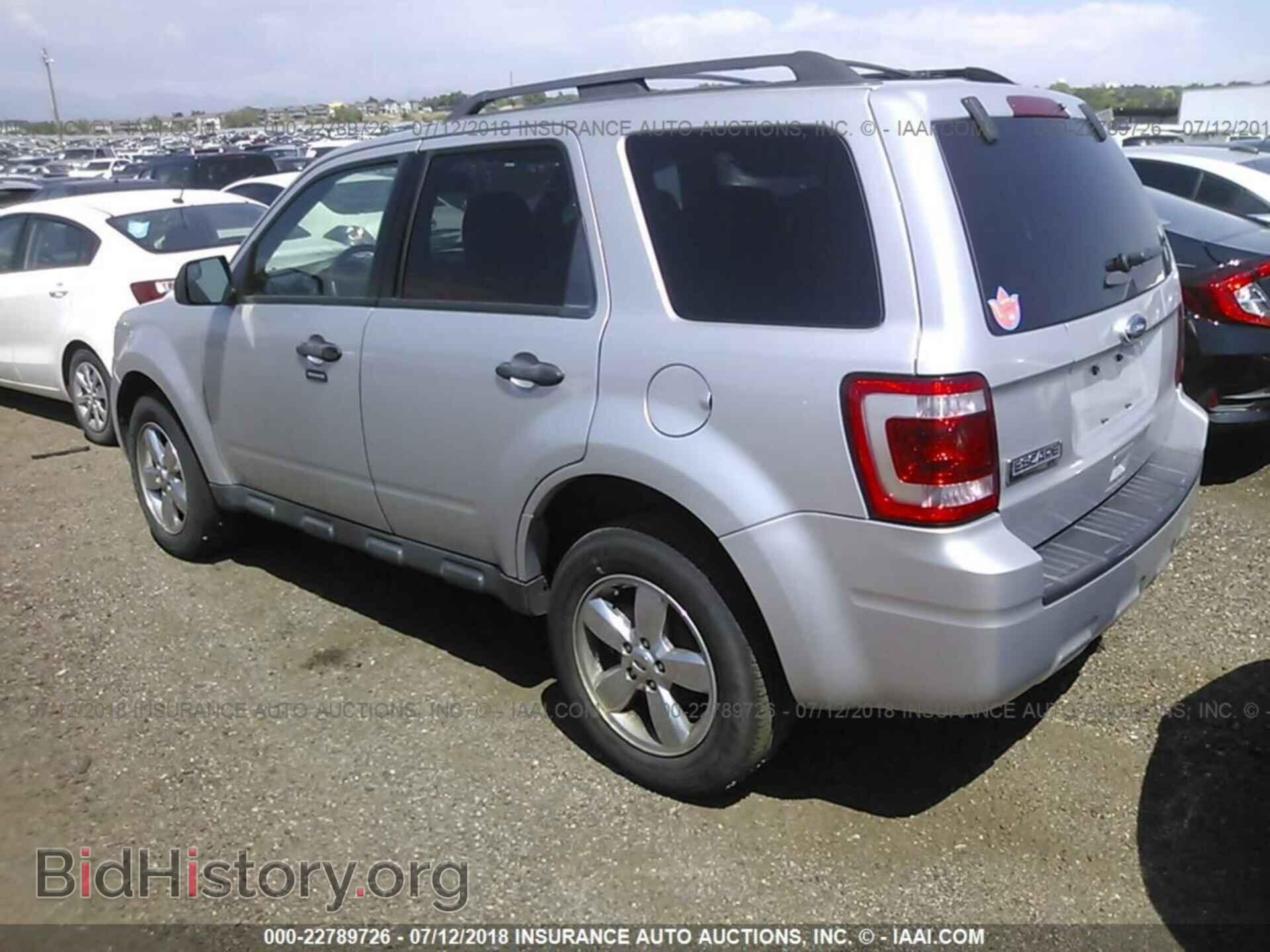 2012 Ford Escape - VIN: 1FMCU0D79CKC66789 - Photo 3