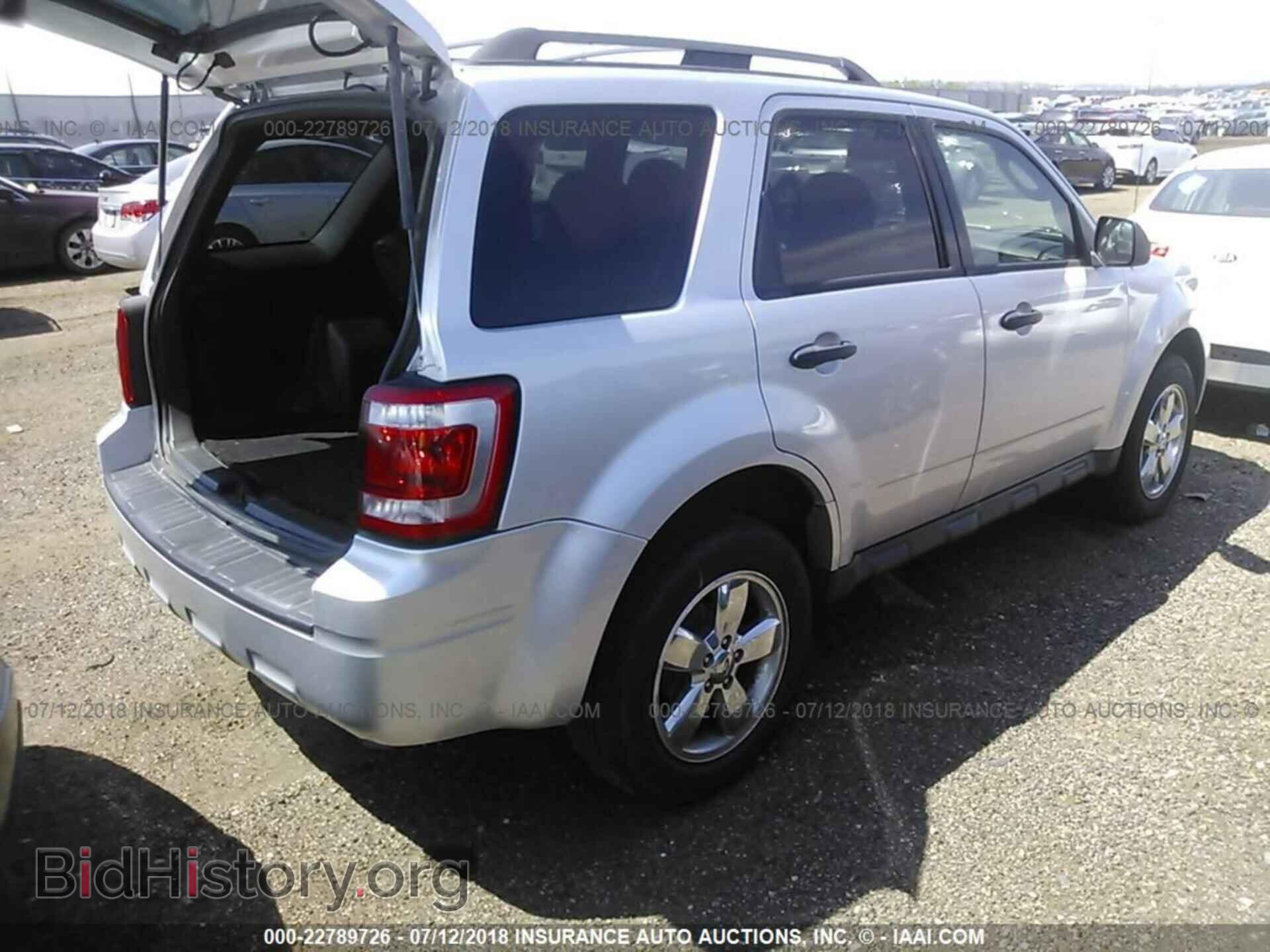 2012 Ford Escape - VIN: 1FMCU0D79CKC66789 - Photo 4