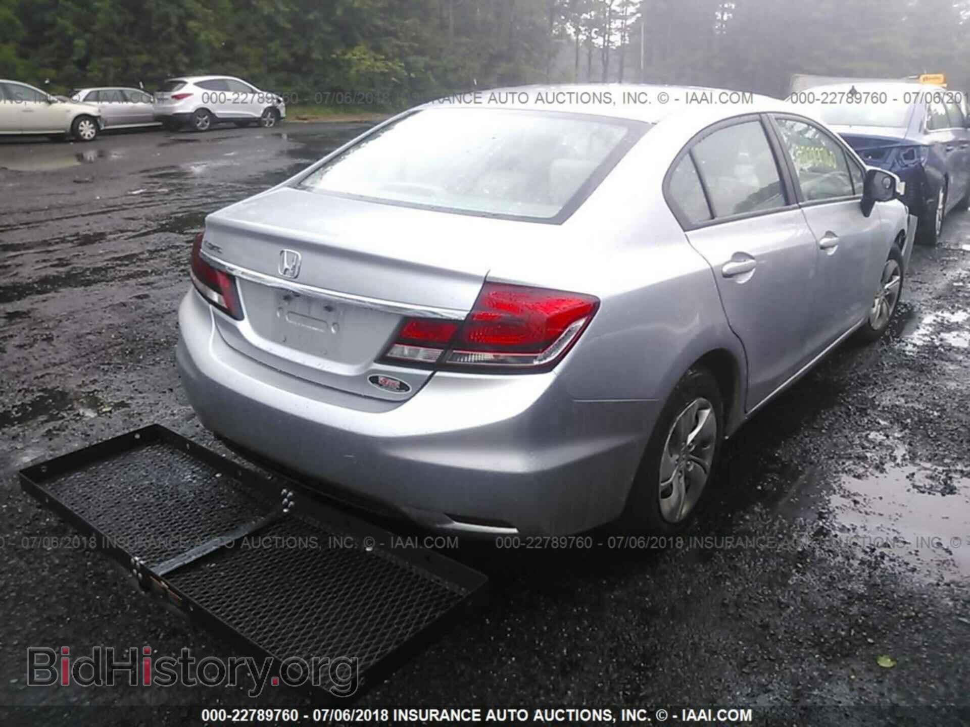 2013 Honda Civic - VIN: 2HGFB2F58DH583794 - Фото 4