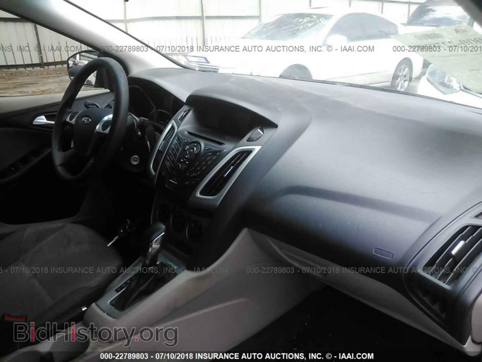 2013 Ford Focus - VIN: 1FADP3F23DL200419 - Photo 5