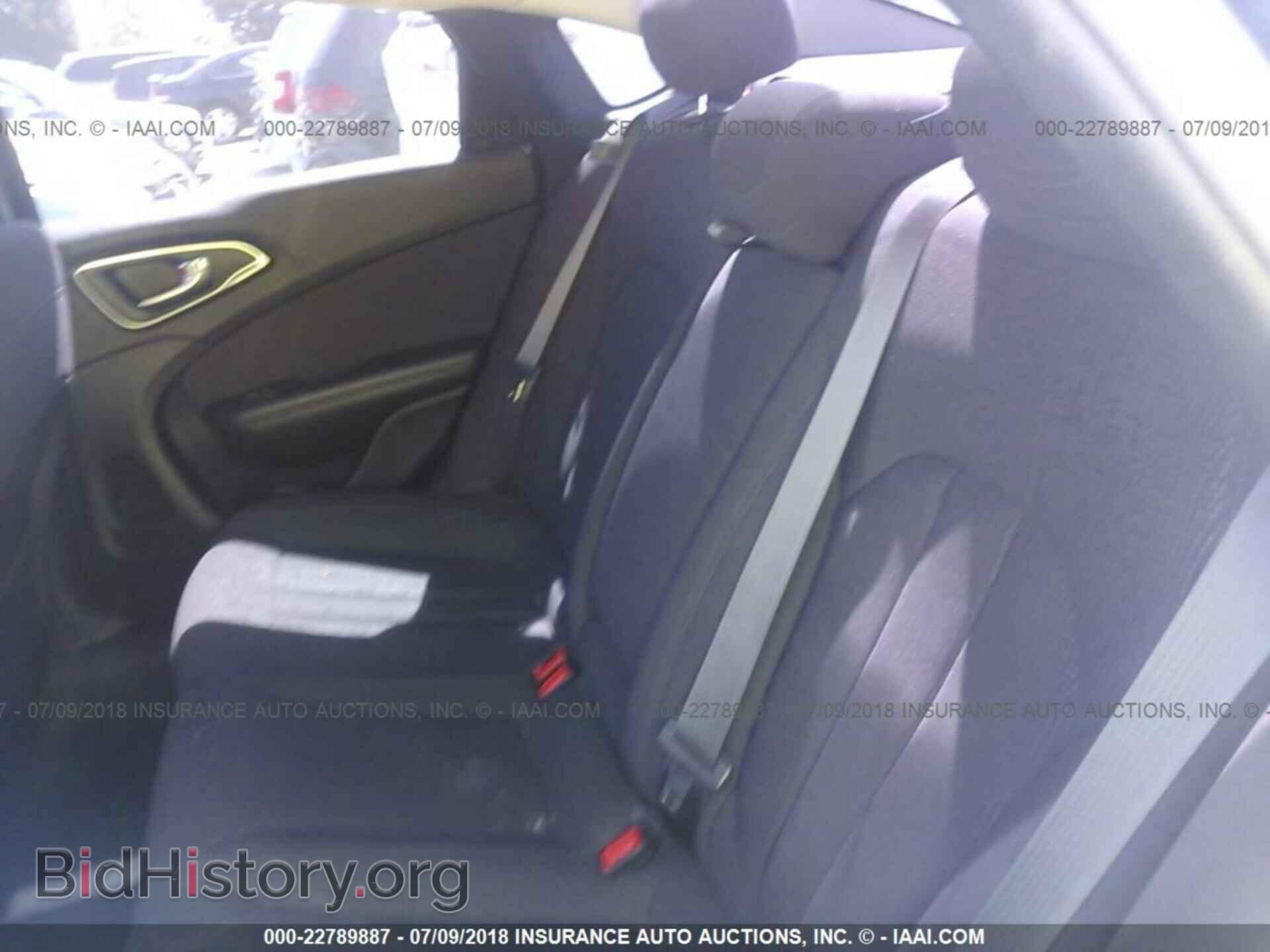 2015 Chrysler 200 - VIN: 1C3CCCAB2FN503986 - Фото 8