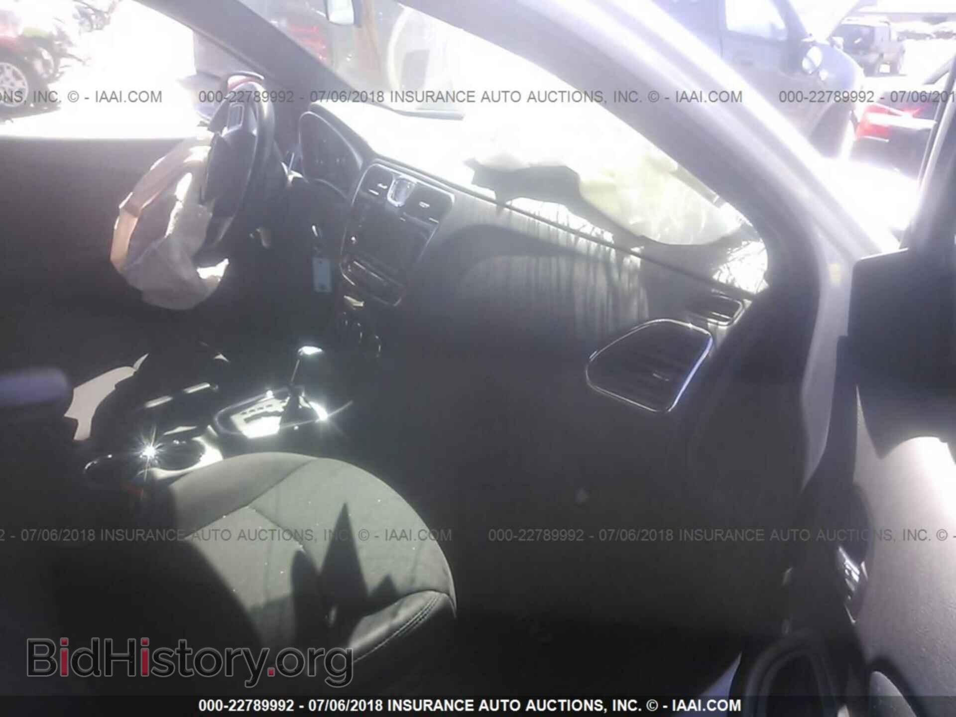 2012 Chrysler 200 - VIN: 1C3CCBBBXCN181389 - Фото 5
