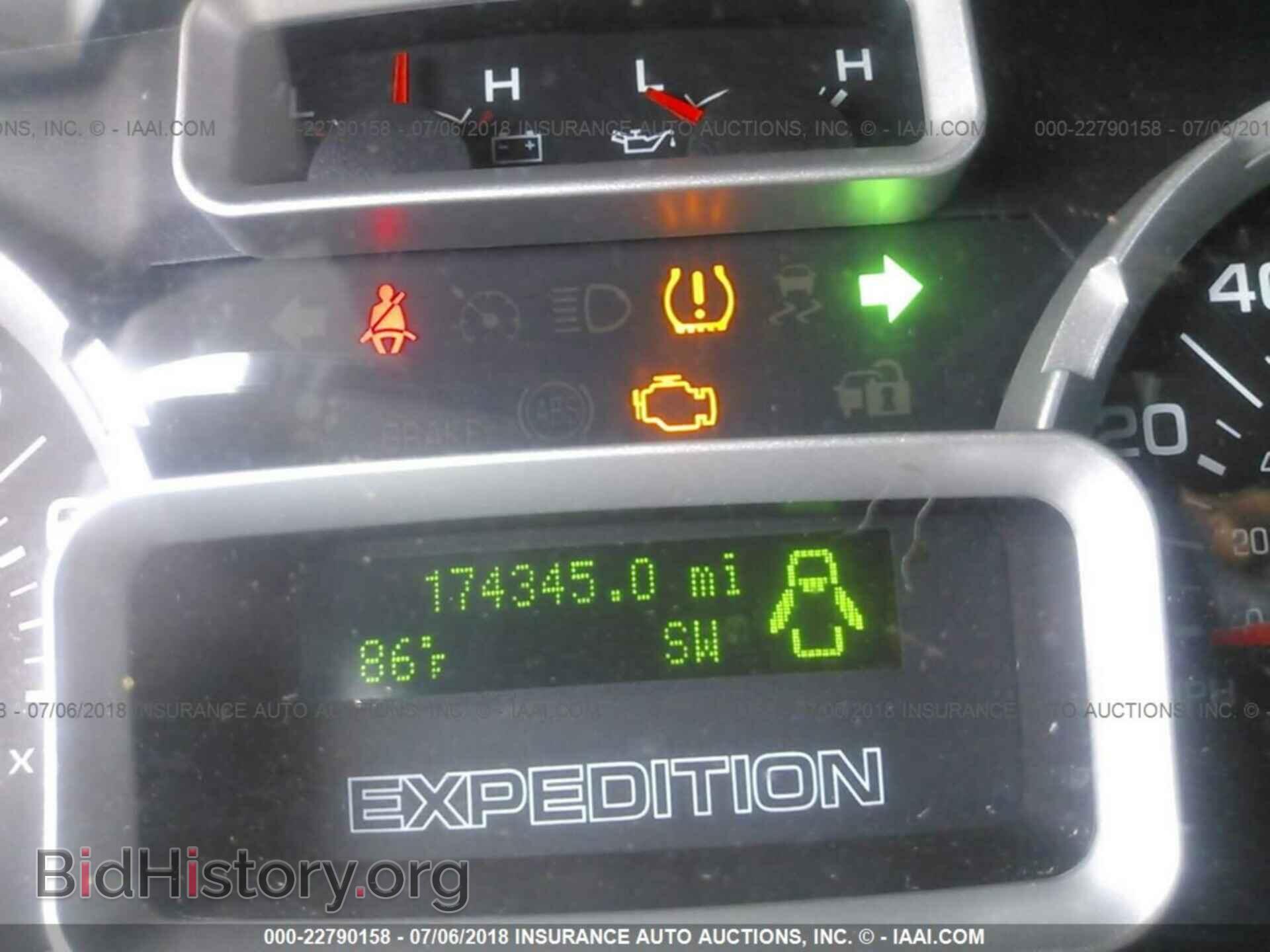 2011 Ford Expedition - VIN: 1FMJU1F57BEF31327 - Фото 7