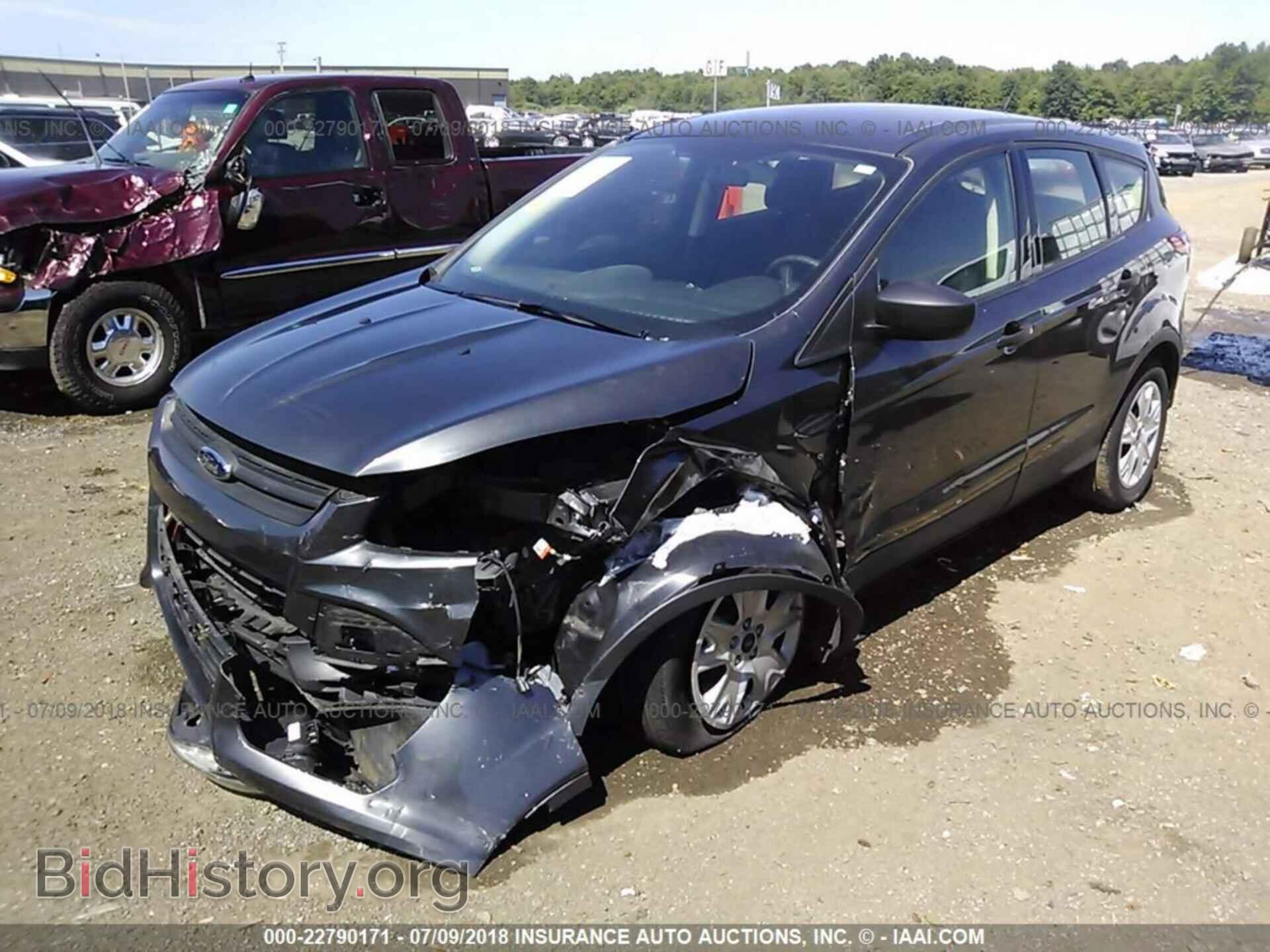 2015 Ford Escape - VIN: 1FMCU0F71FUB37547 - Фото 2