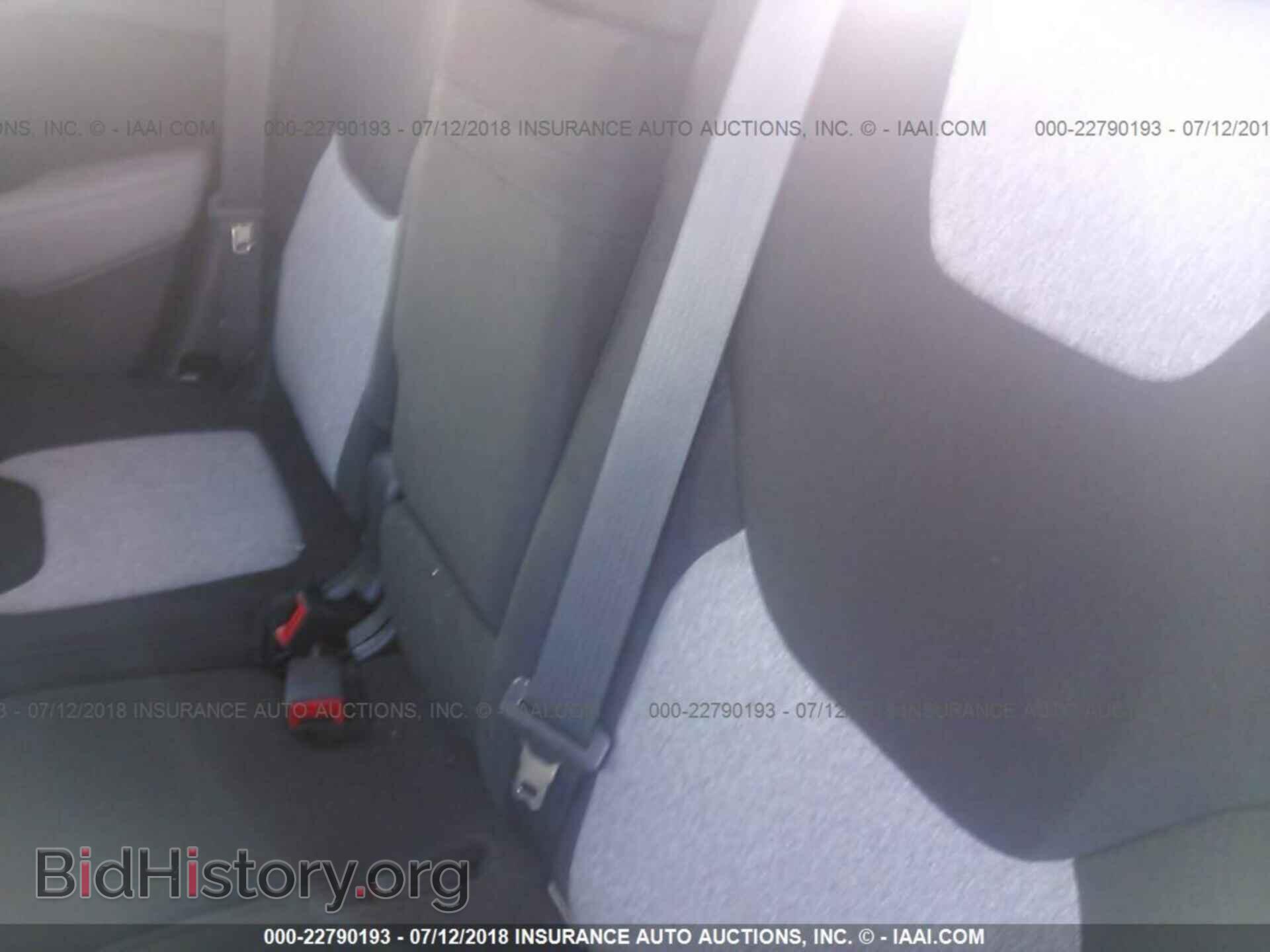 2014 Ford Focus - VIN: 1FADP3F26EL155624 - Фото 8