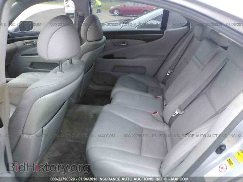 2007 Lexus LS (VIN JTHGL46F175011187) — photo 8 of 10