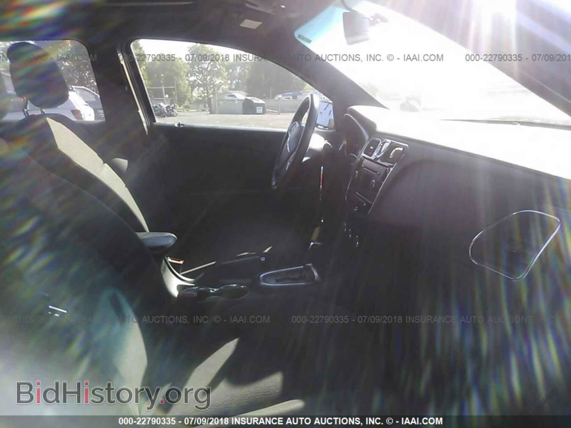 2011 Chrysler 200 - VIN: 1C3BC1FB7BN602841 - Фото 5
