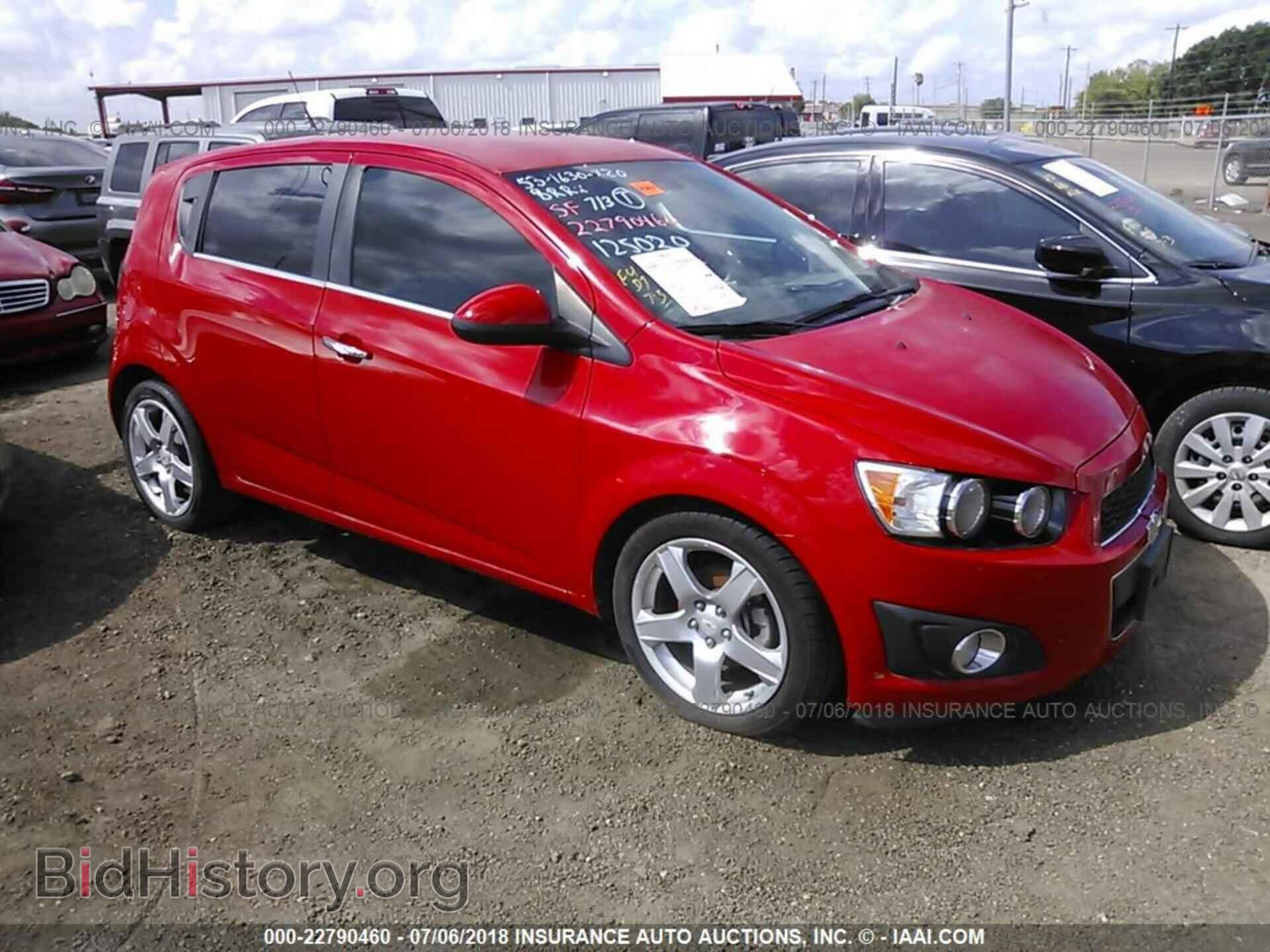 Photo 1G1JE6SH2C4125020 - Chevrolet Sonic 2012