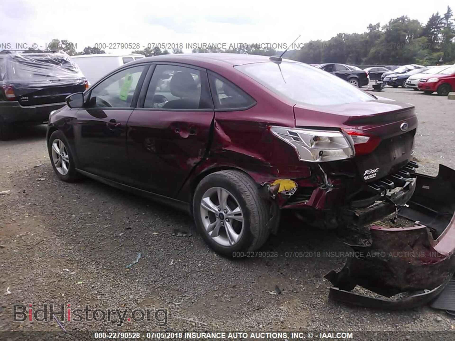 2014 Ford Focus - VIN: 1FADP3F27EL181925 - Photo 3
