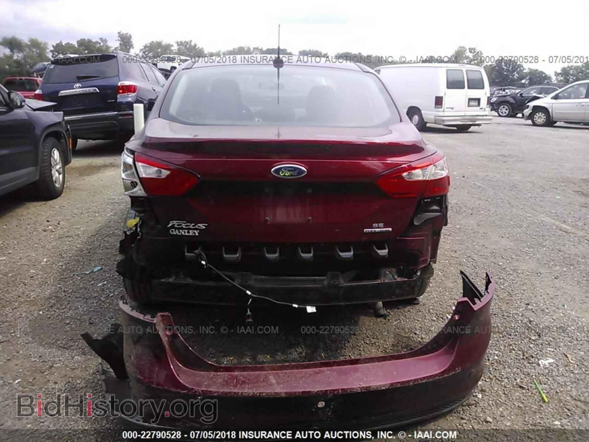 2014 Ford Focus - VIN: 1FADP3F27EL181925 - Photo 6