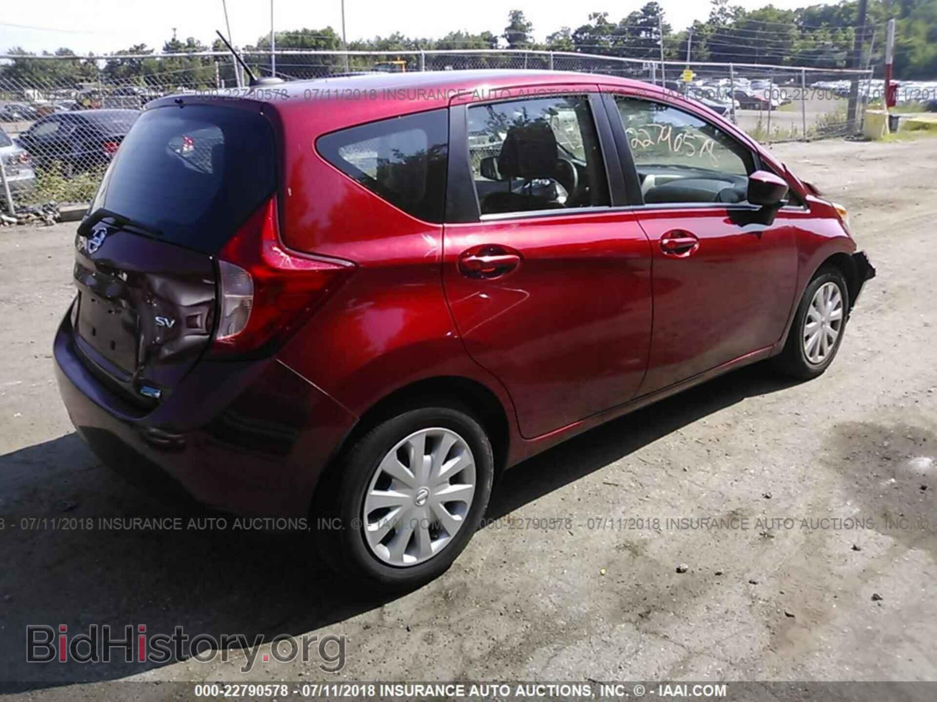 2016 Nissan Versa note - VIN: 3N1CE2CP5GL352607 - Фото 4