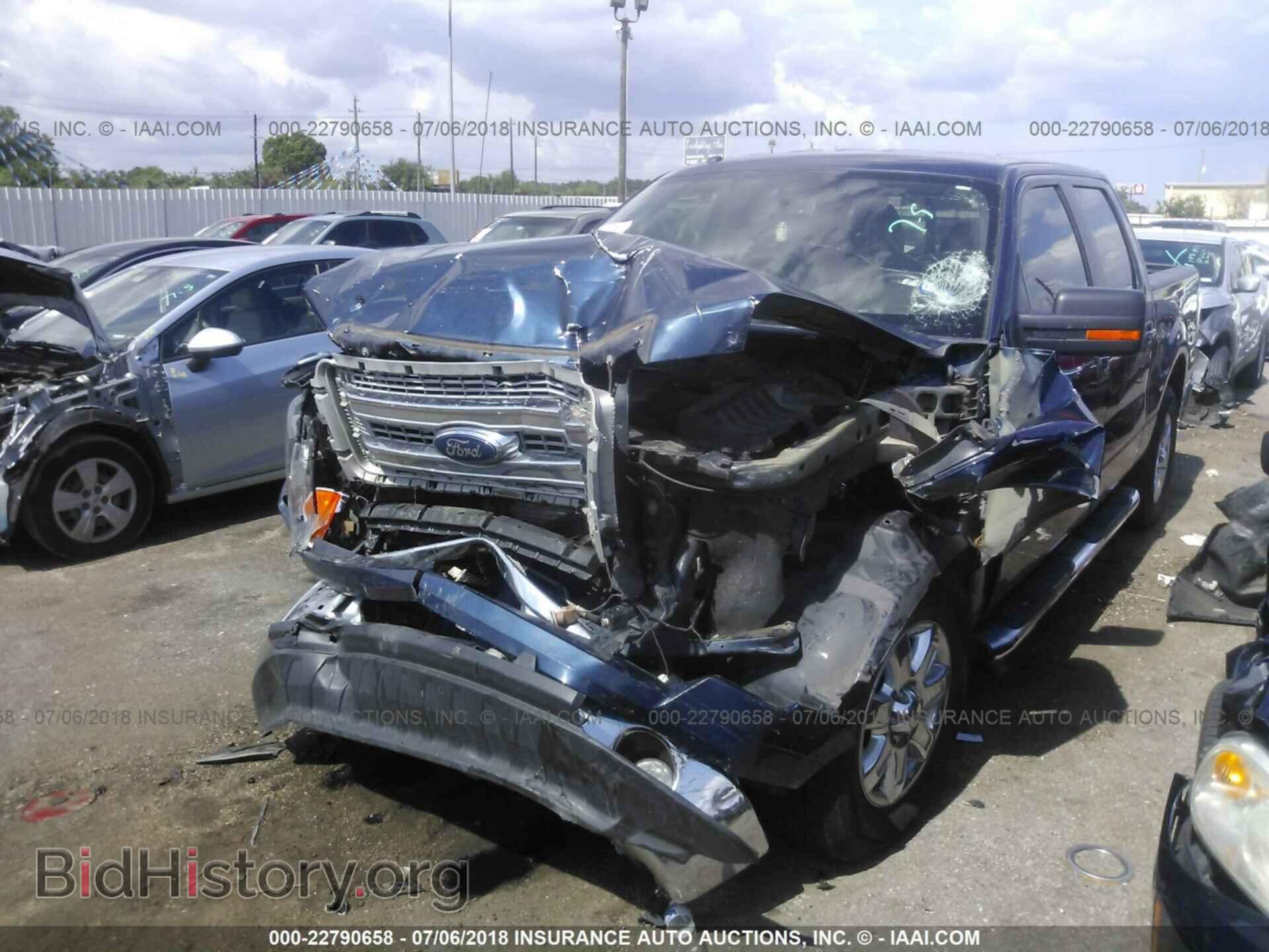 2014 Ford F150 - VIN: 1FTFW1CF5EKF90738 - Фото 2