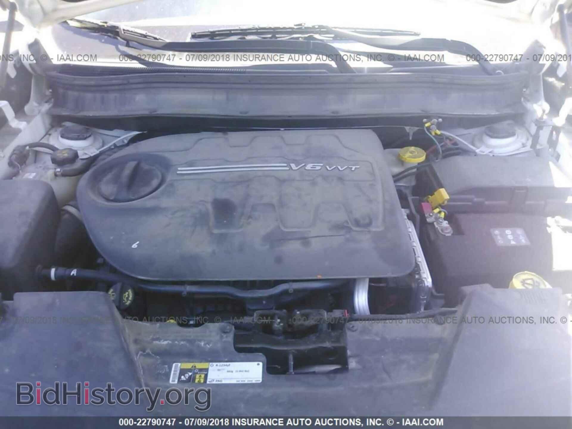 2015 Jeep Cherokee - VIN: 1C4PJMCS7FW625534 - Фото 10