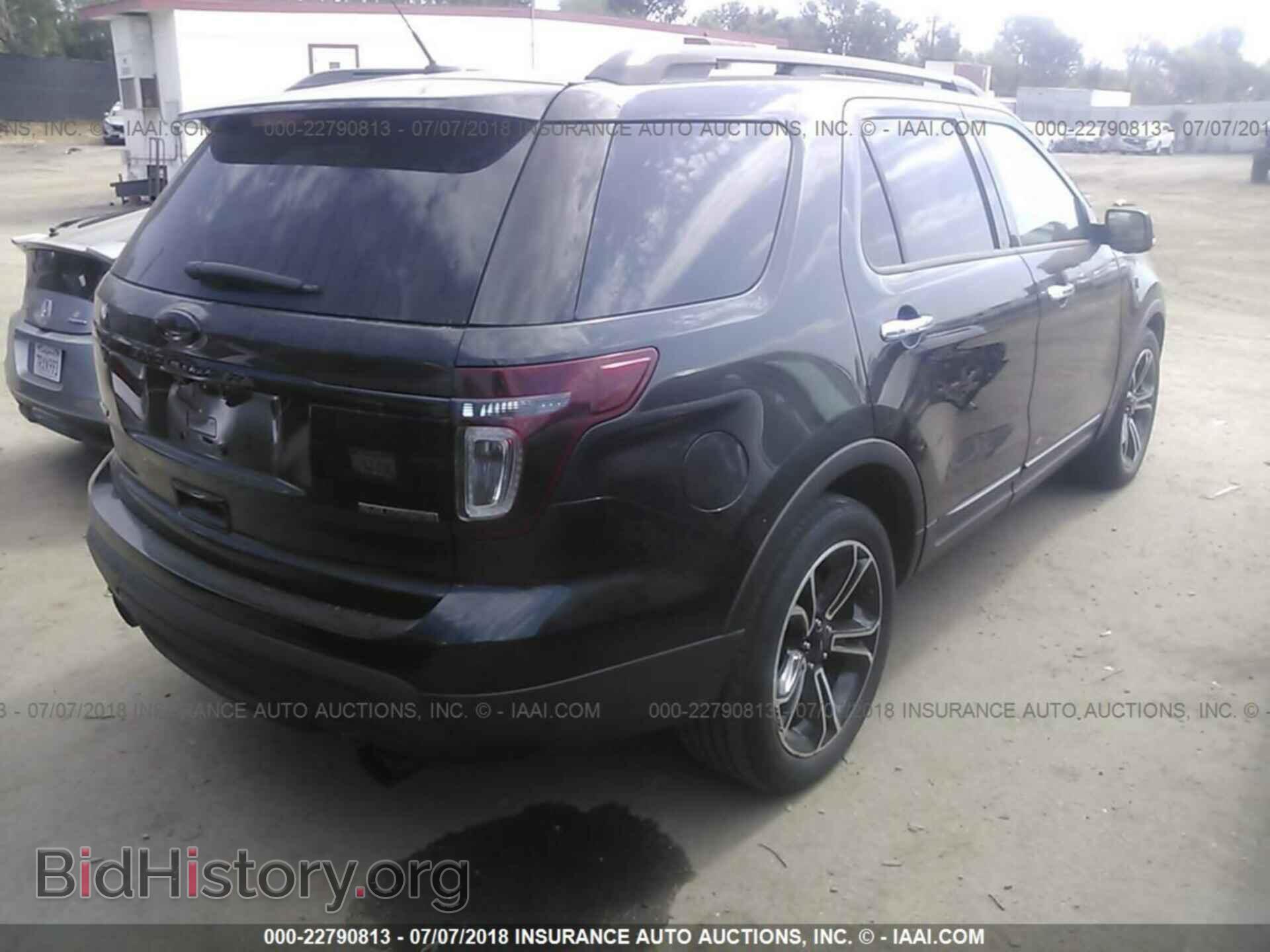 2013 Ford Explorer - VIN: 1FM5K8GT9DGC70495 - Фото 4