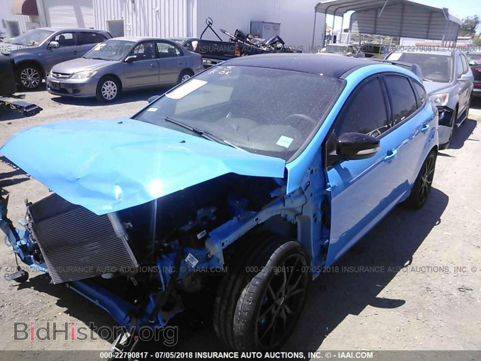 2018 Ford Focus - VIN: WF0DP3TH7J4127027 - Фото 2