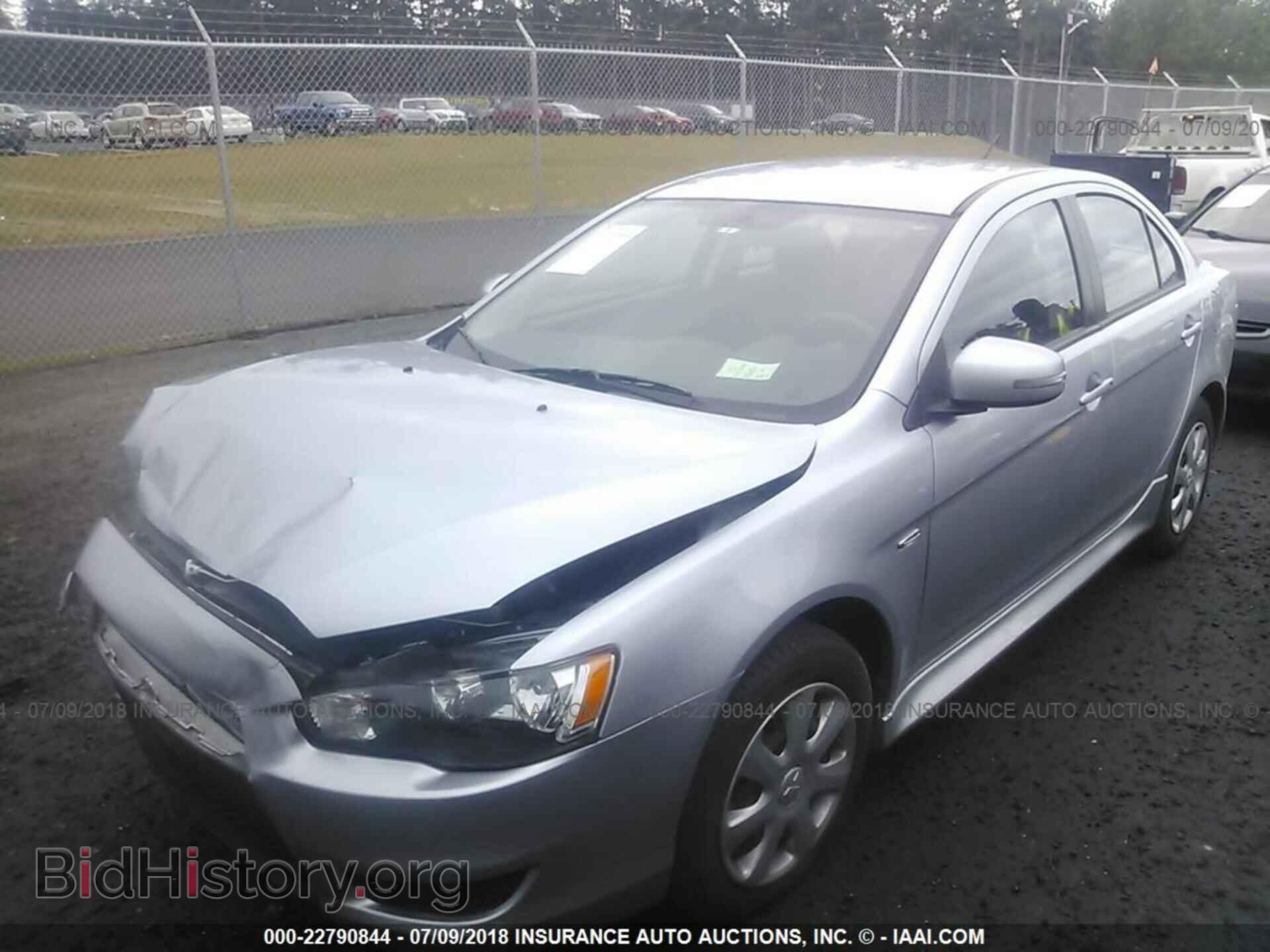 2015 Mitsubishi Lancer - VIN: JA32U2FU2FU027042 - Photo 2