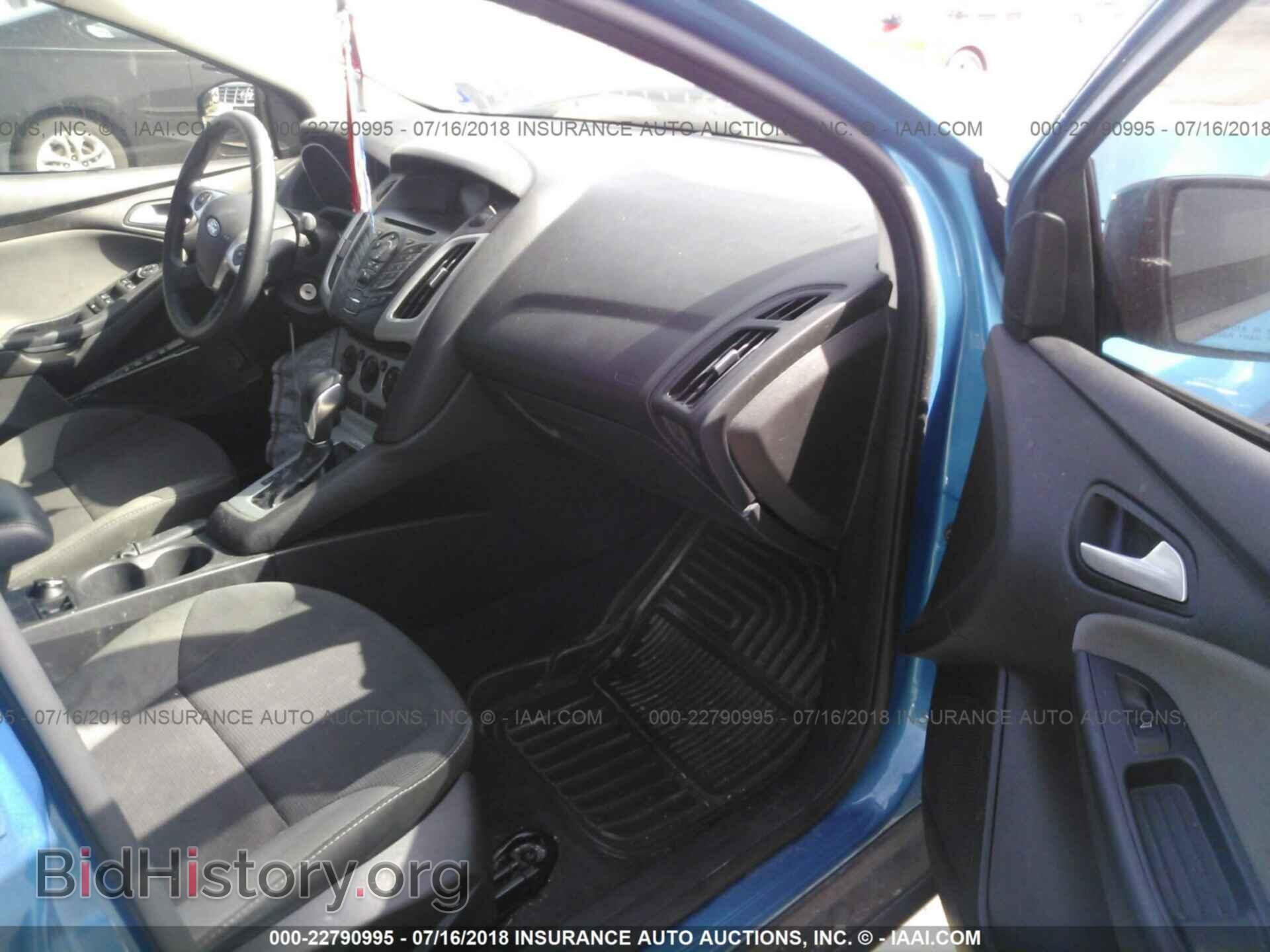2013 Ford Focus - VIN: 1FADP3F29DL301075 - Photo 5