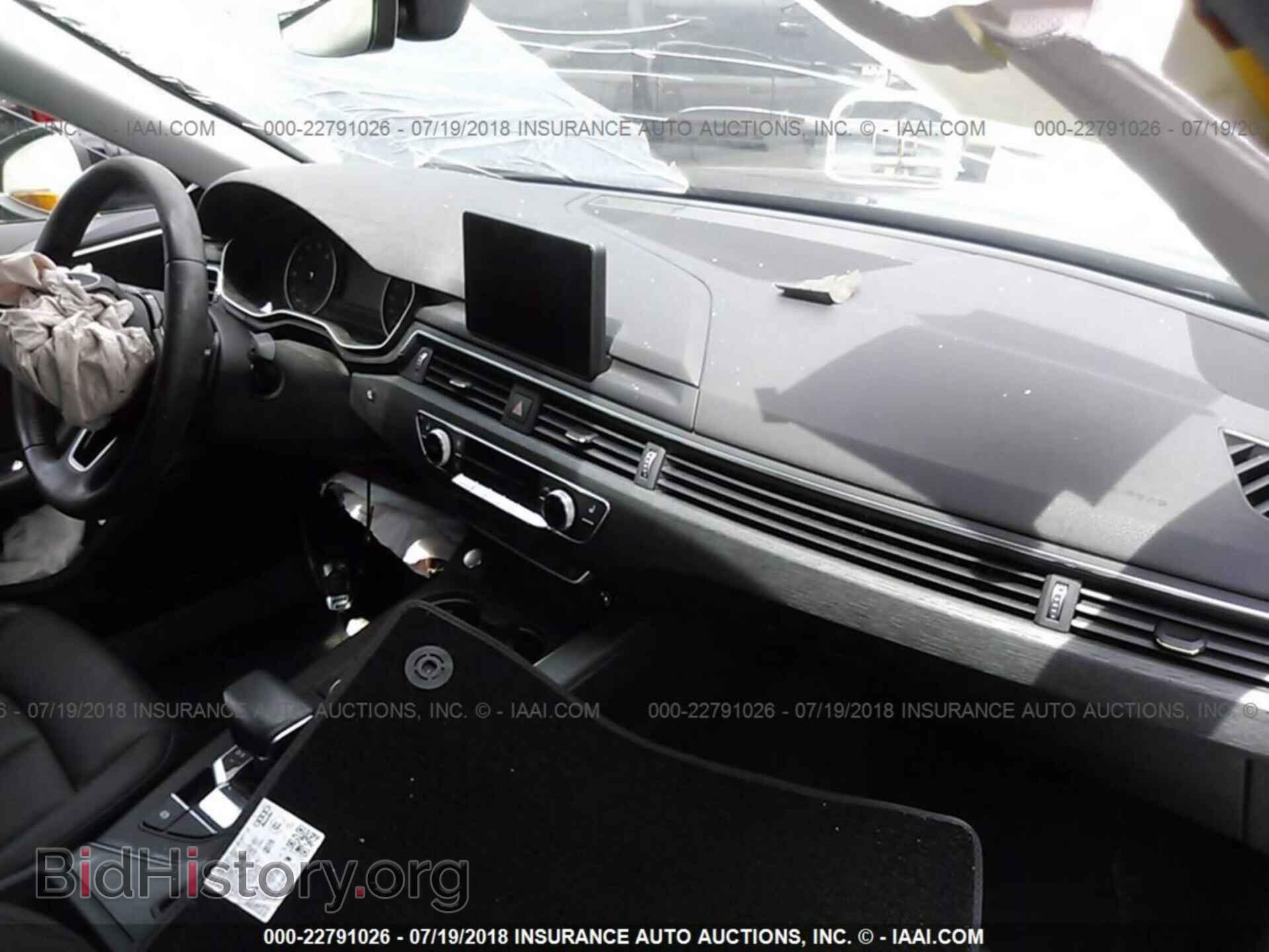 2017 Audi A4 - VIN: WAUGNAF43HA042942 - Фото 5