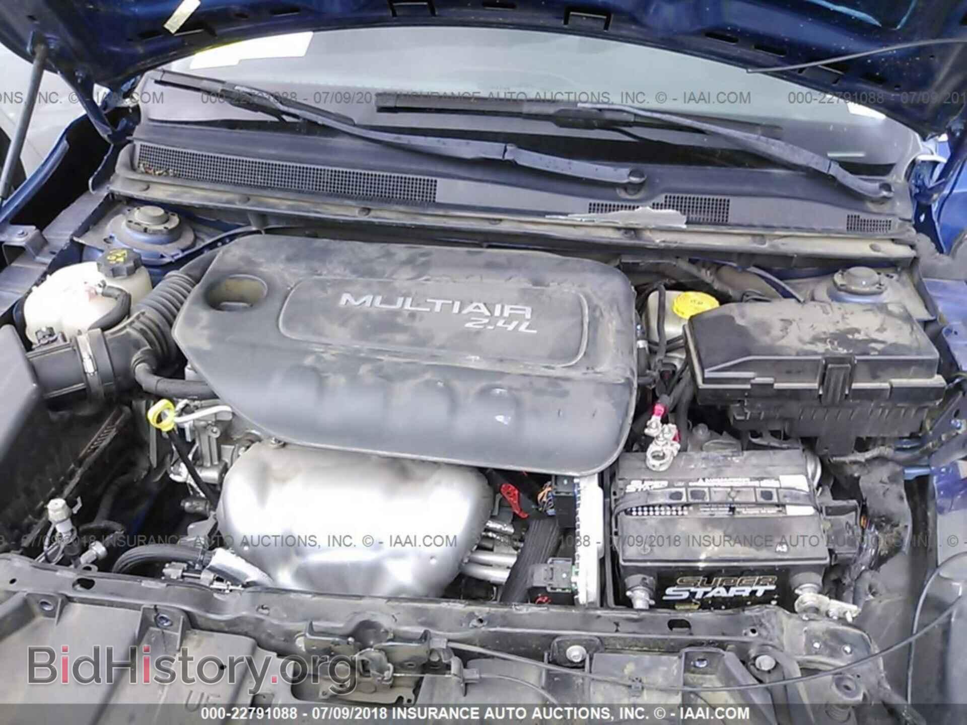 2015 Chrysler 200 - VIN: 1C3CCCAB3FN546605 - Photo 10