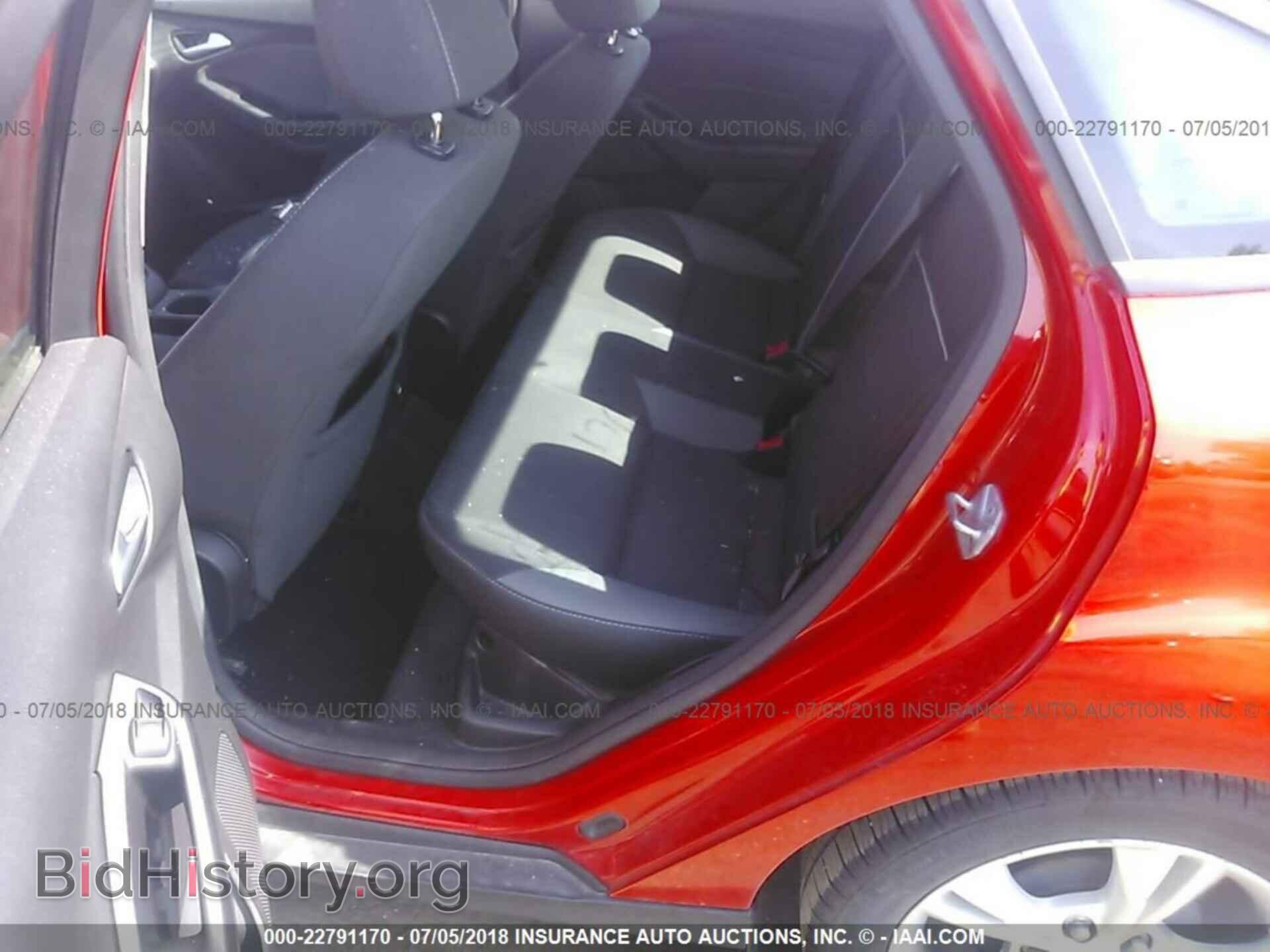 2014 Ford Focus - VIN: 1FADP3F22EL170735 - Фото 8