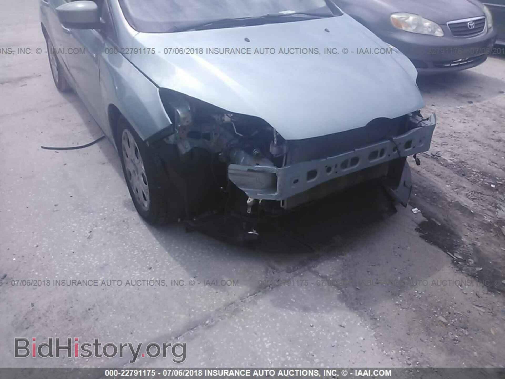 2012 Ford Focus - VIN: 1FAHP3F24CL182562 - Photo 6