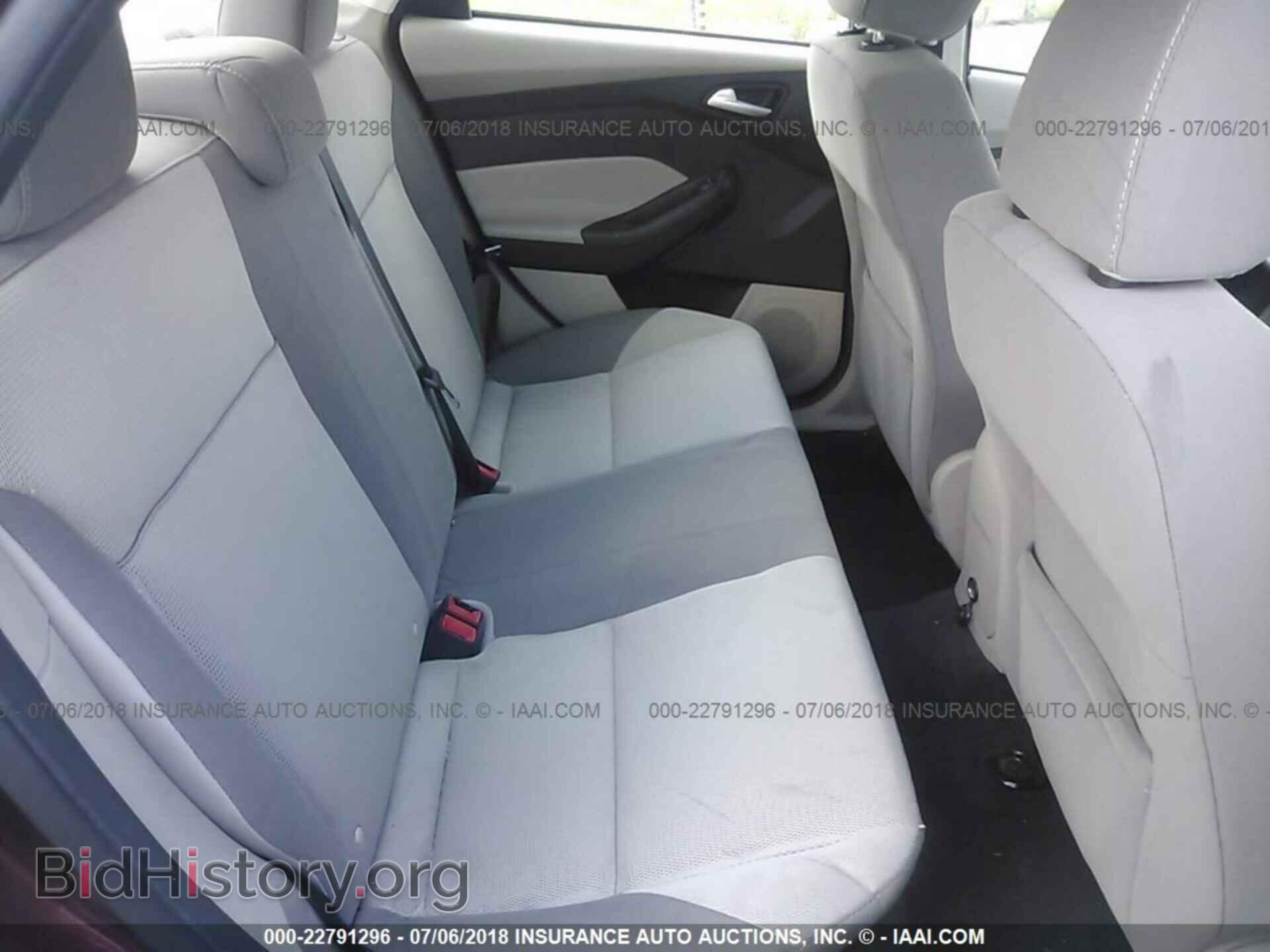 2013 Ford Focus - VIN: 1FADP3F28DL263323 - Photo 8
