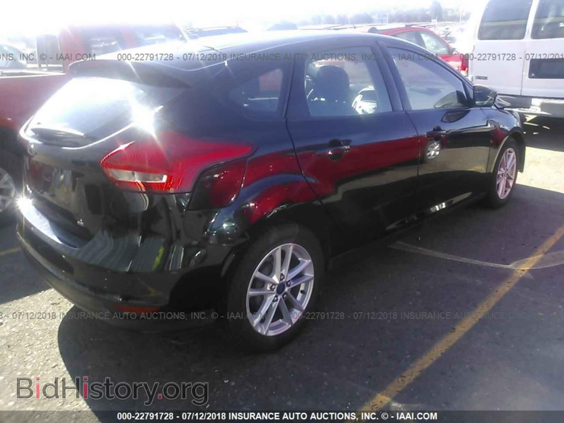 2016 Ford Focus - VIN: 1FADP3K25GL217099 - Фото 4