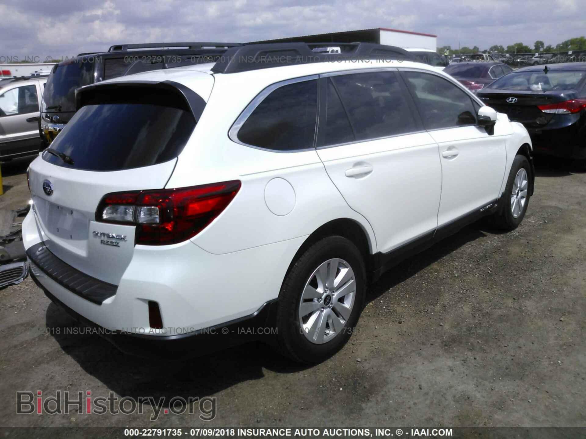 2017 Subaru Outback - VIN: 4S4BSAHC1H3340173 - Фото 4