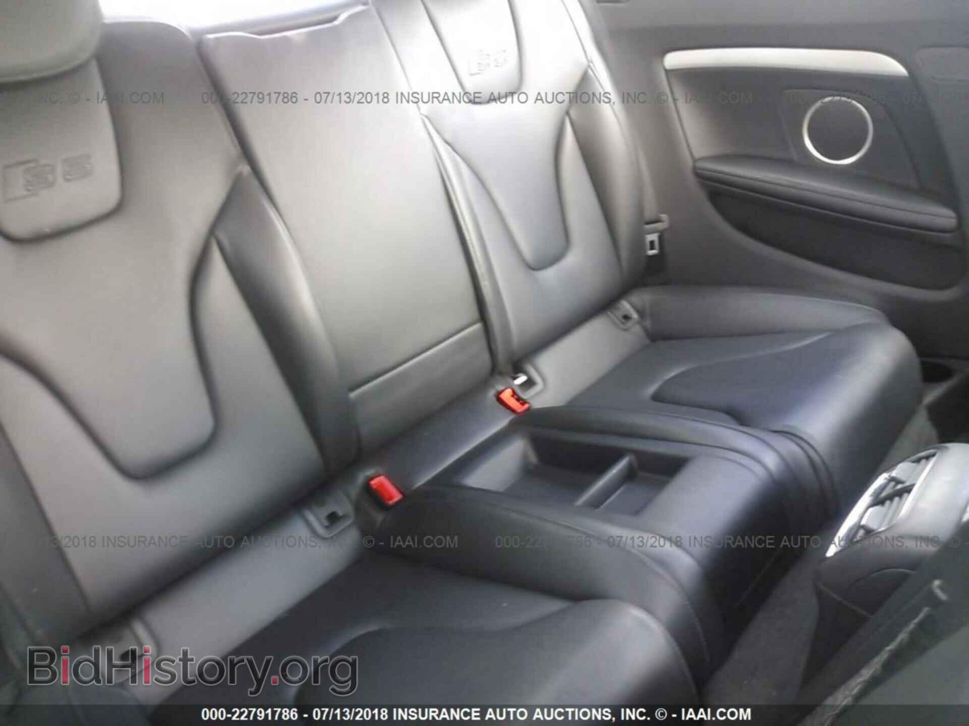 2012 Audi S5 - VIN: WAUVVAFR8CA006398 - Photo 8