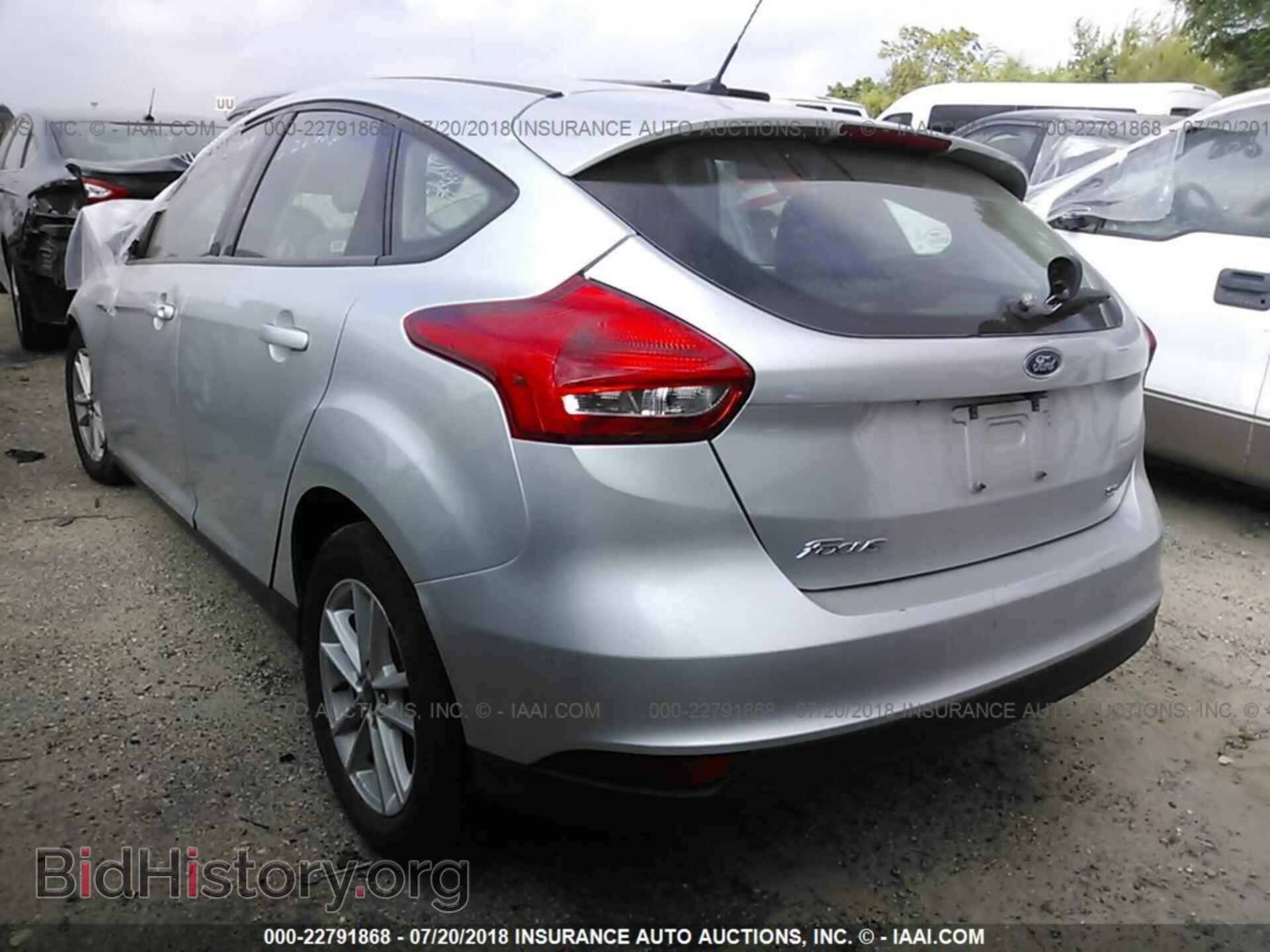 2017 Ford Focus - VIN: 1FADP3K25HL259774 - Фото 3