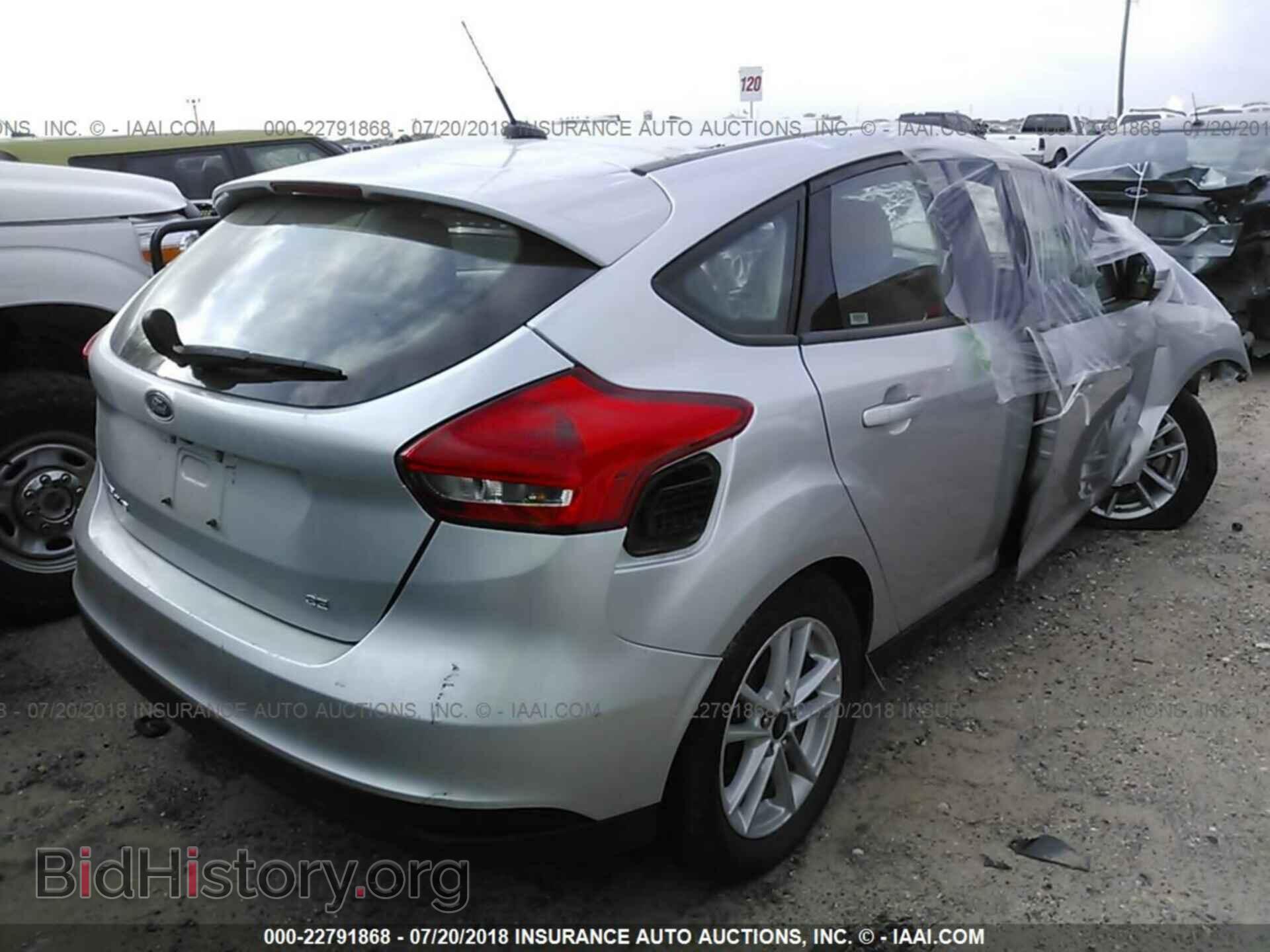 2017 Ford Focus - VIN: 1FADP3K25HL259774 - Фото 4